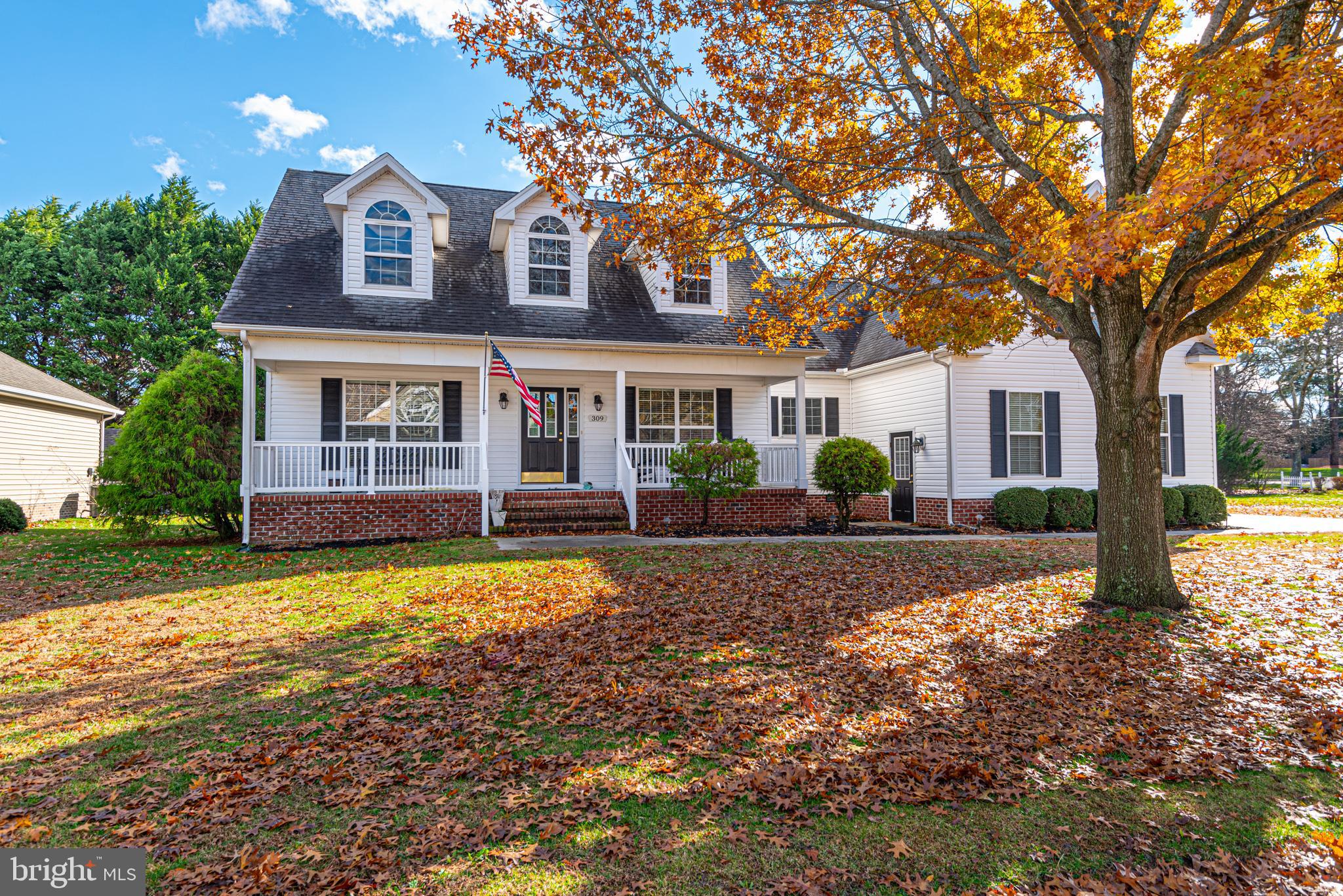 BUTTERCUP COURT - Residential