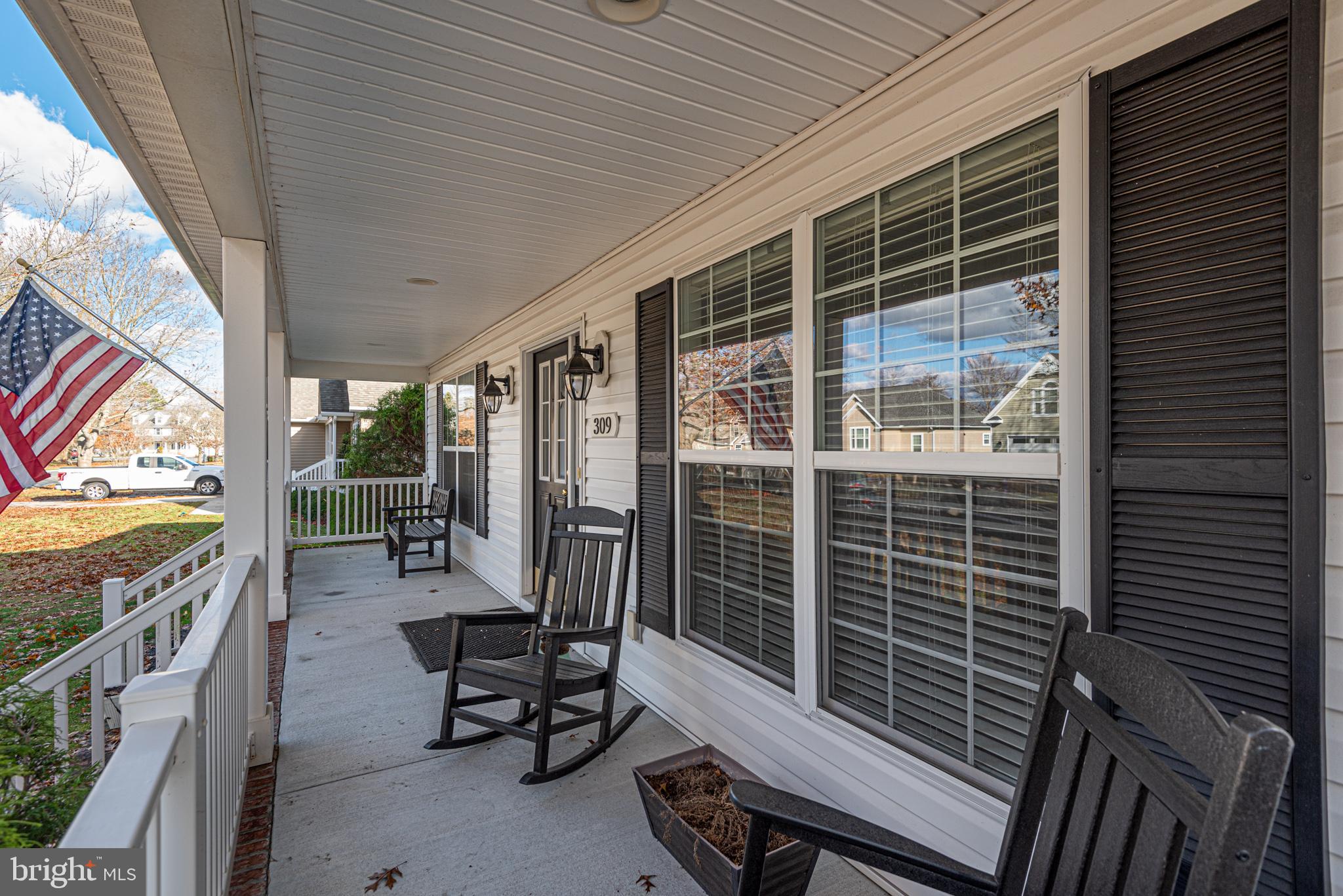 BUTTERCUP COURT - Residential