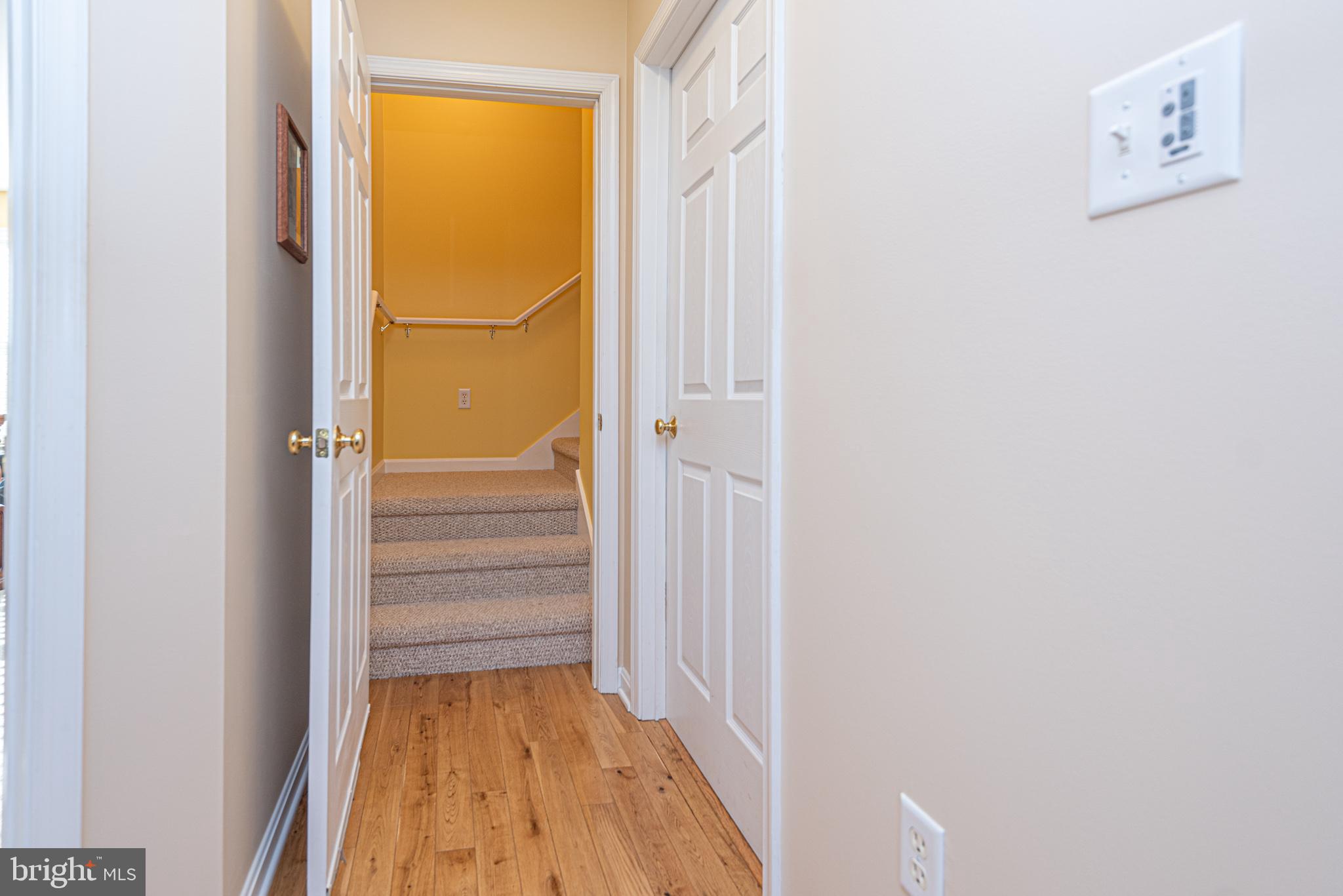 BUTTERCUP COURT - Residential