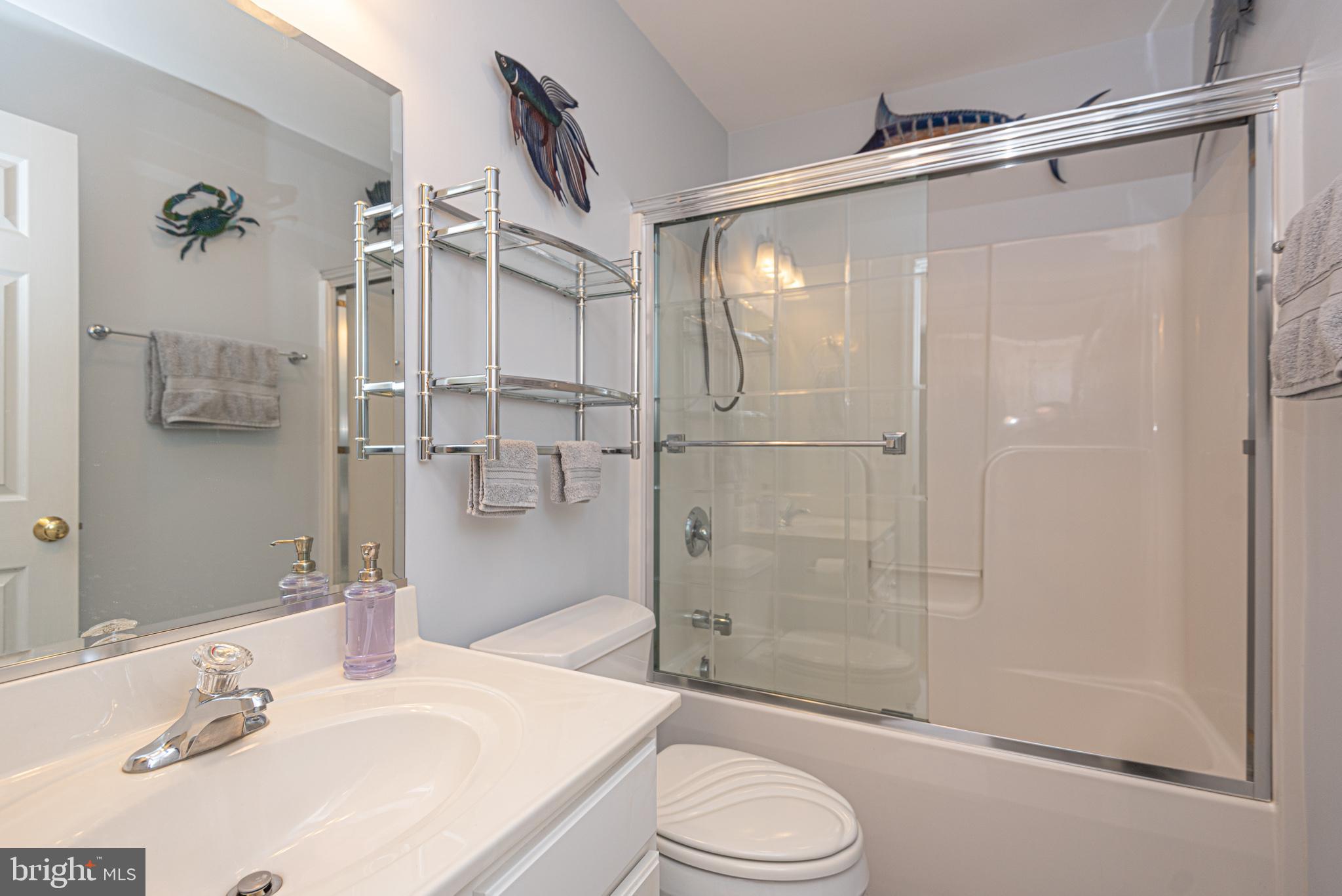 BUTTERCUP COURT - Residential