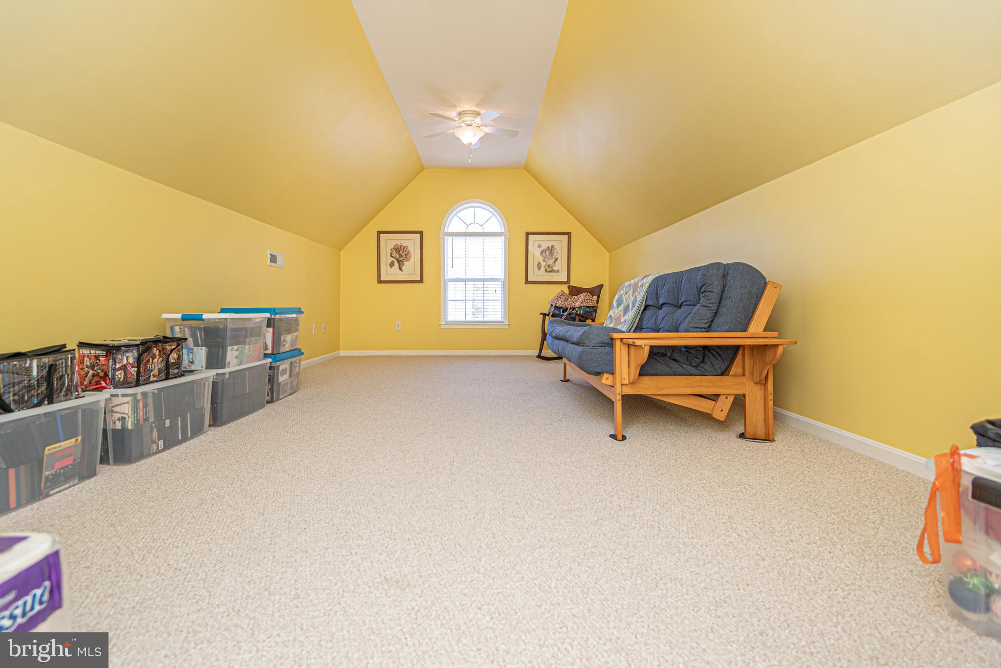 BUTTERCUP COURT - Residential