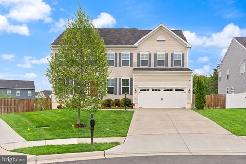Photo of 14855 Abilene Way, WOODBRIDGE, VA 22193 (MLS # VAPW2115020)