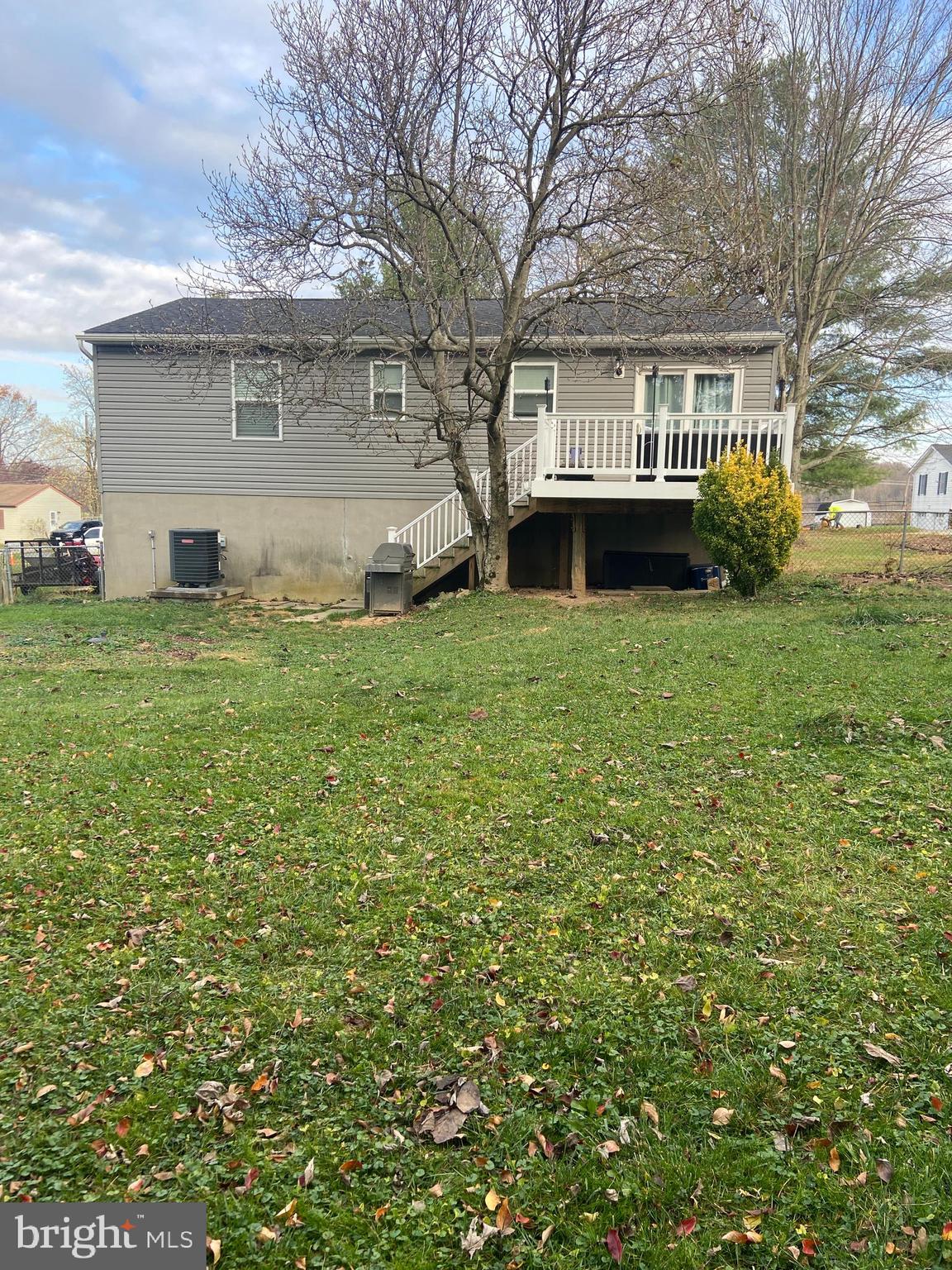 WHISPERING VALLEY - Residential