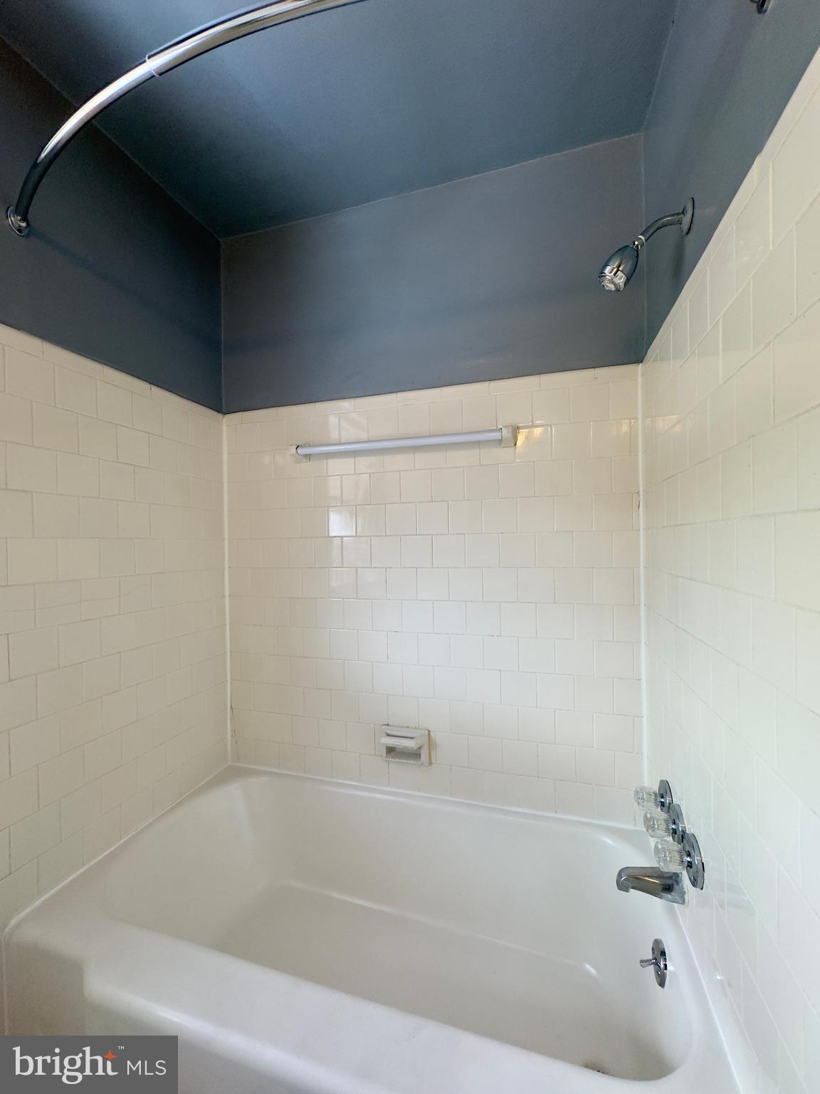 WEST EDMONDALE - Residential Lease