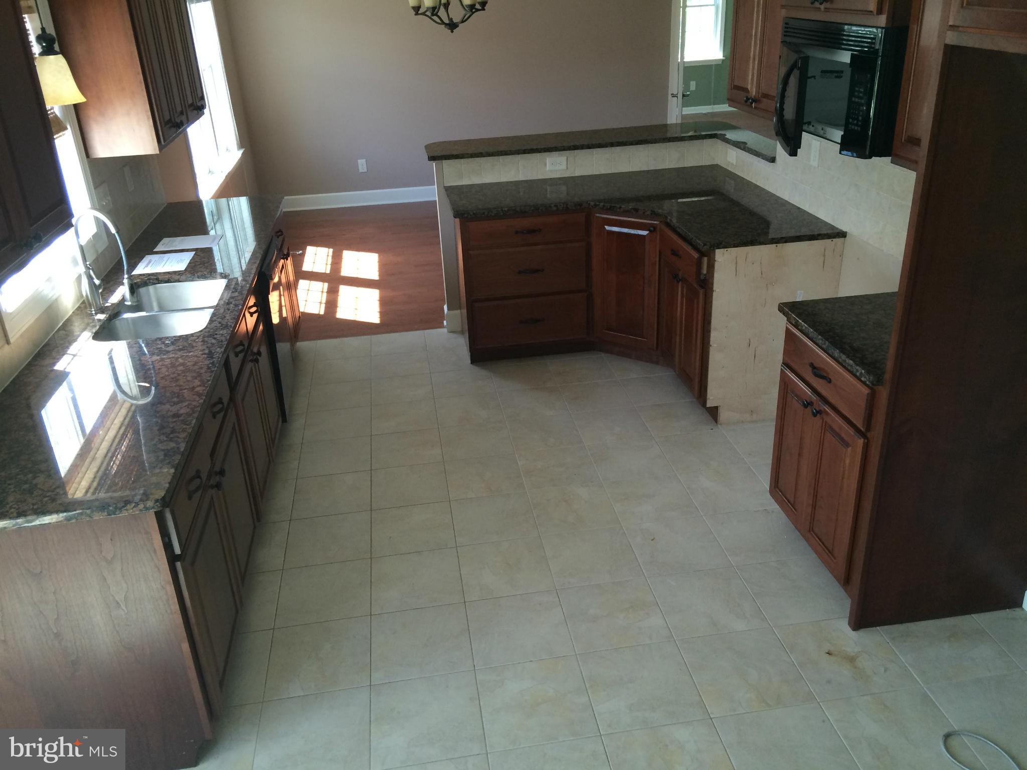 MAPLE RUN - Residential