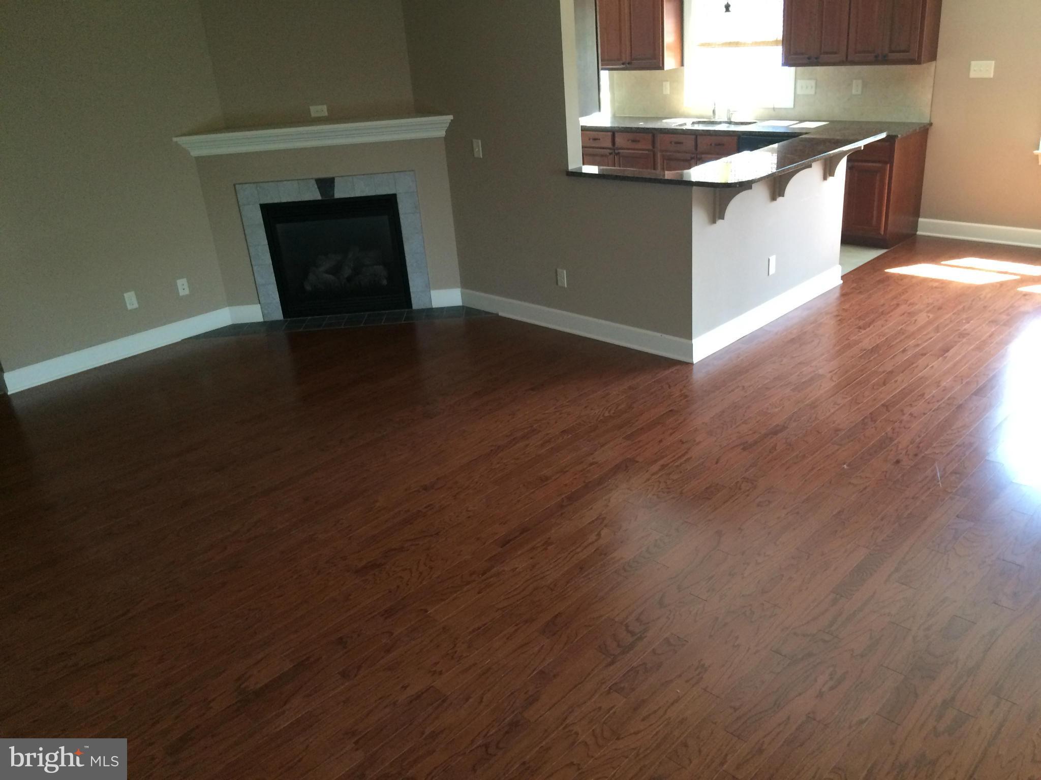 MAPLE RUN - Residential