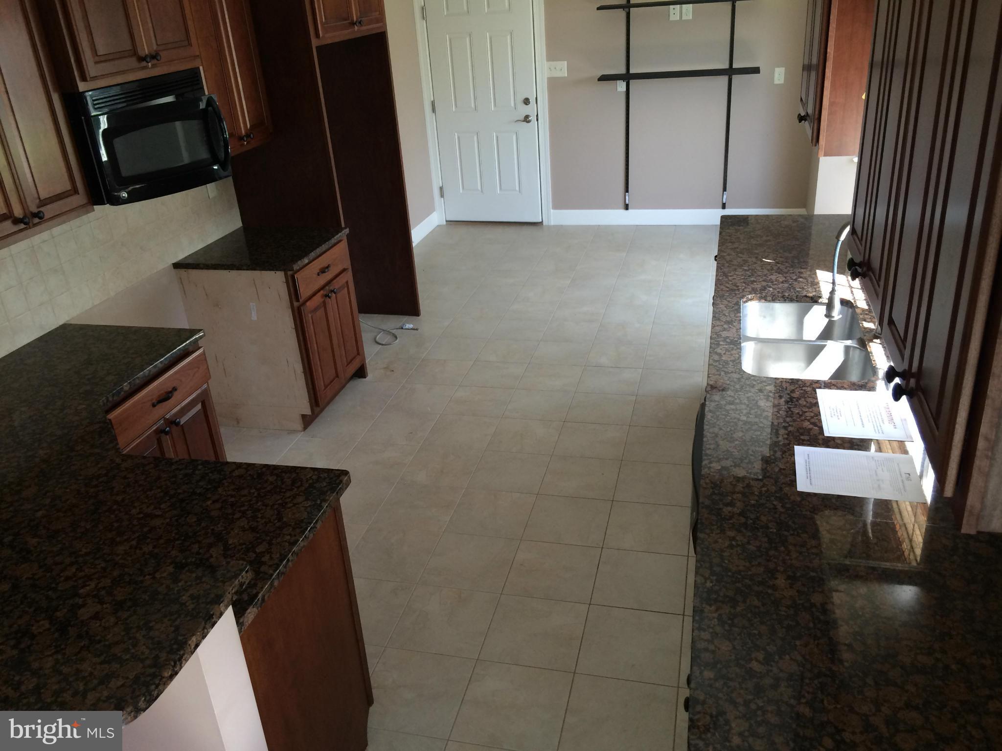 MAPLE RUN - Residential