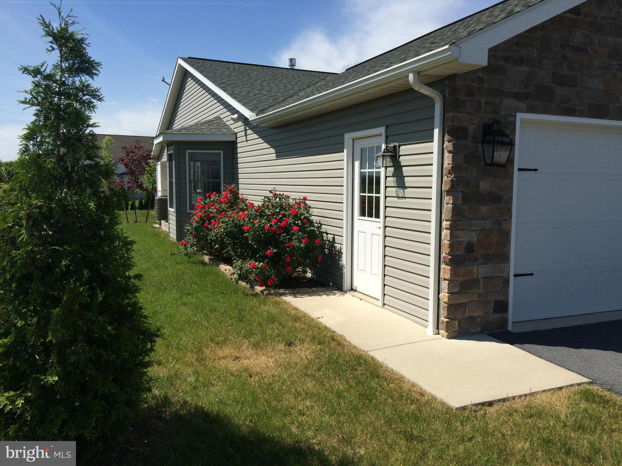 MAPLE RUN - Residential