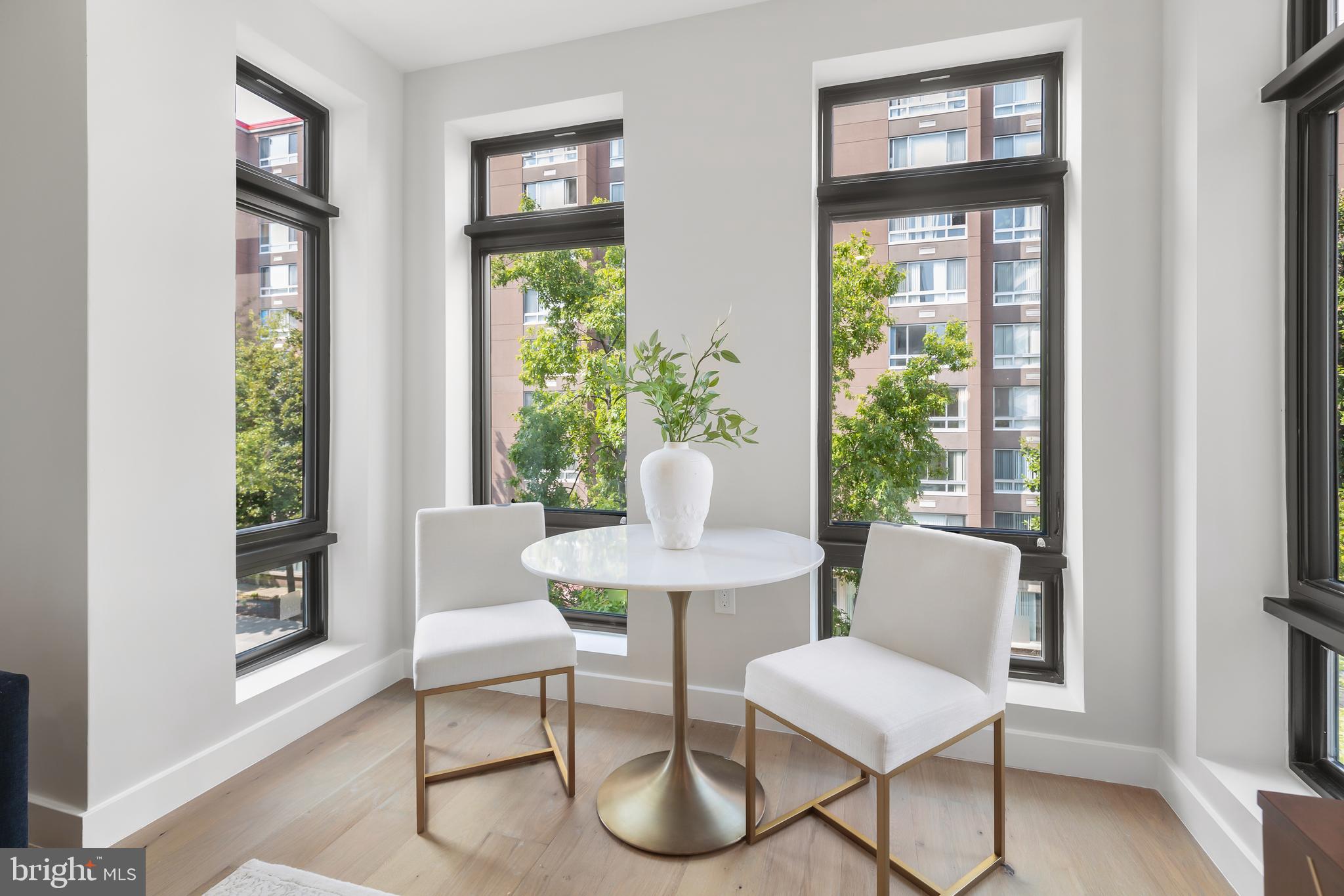 LOGAN/SHAW - Residential
