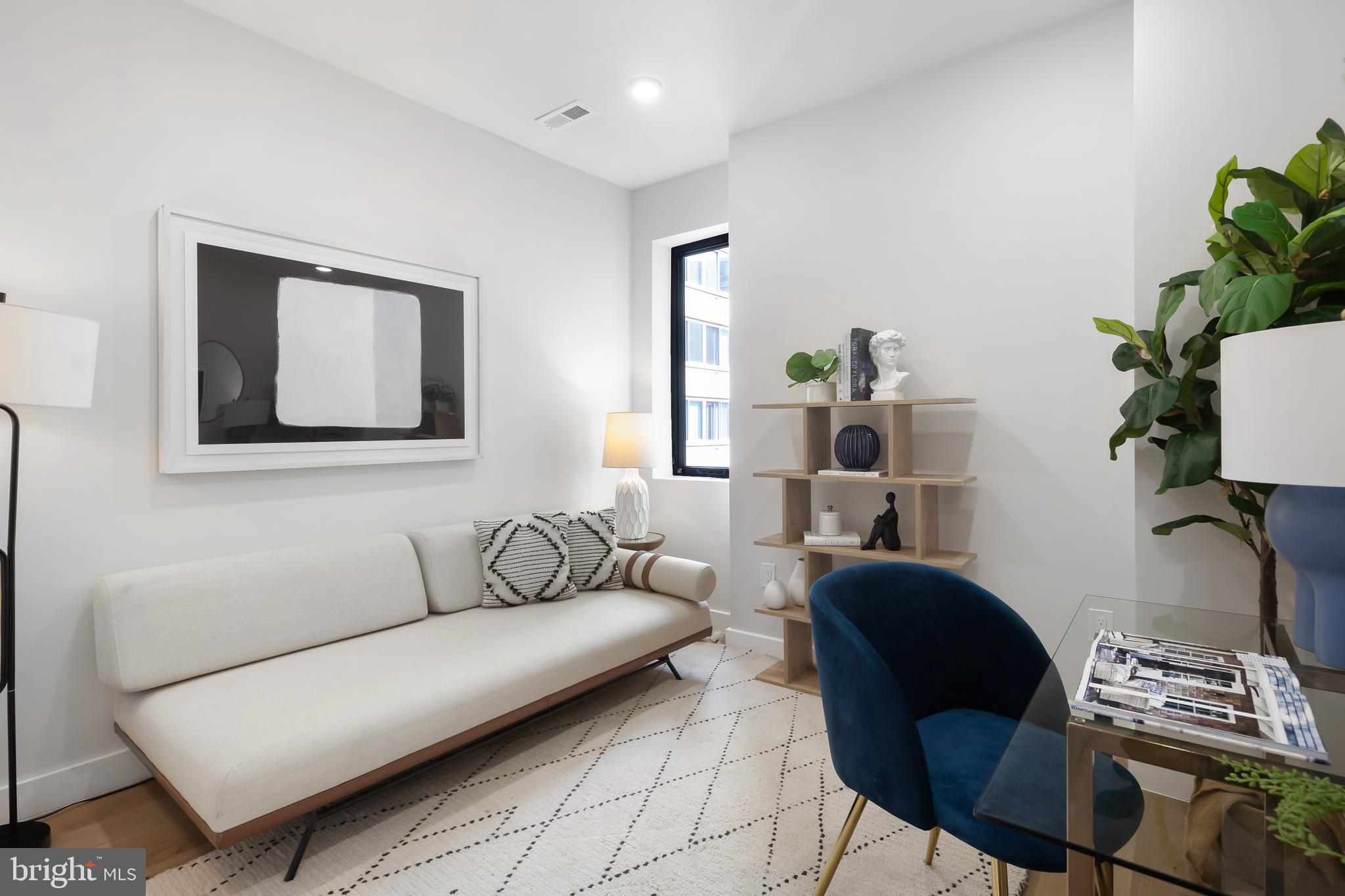 LOGAN/SHAW - Residential