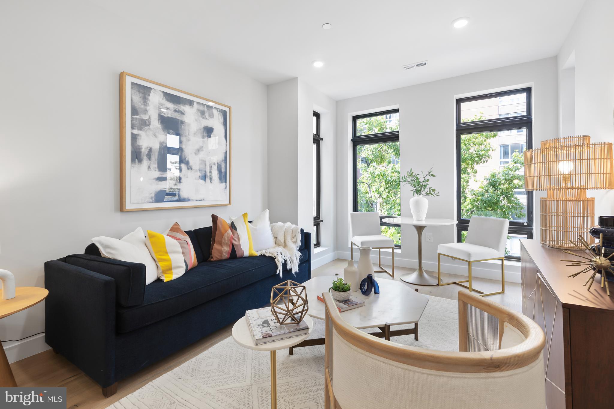LOGAN/SHAW - Residential