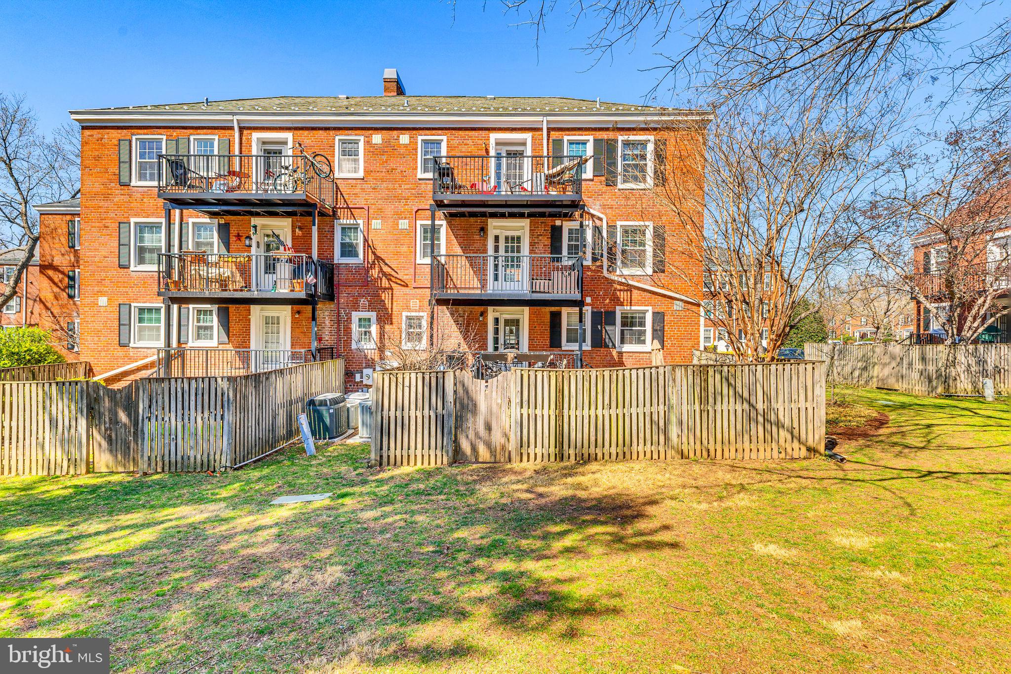 FAIRLINGTON VILLAGES - Residential Lease