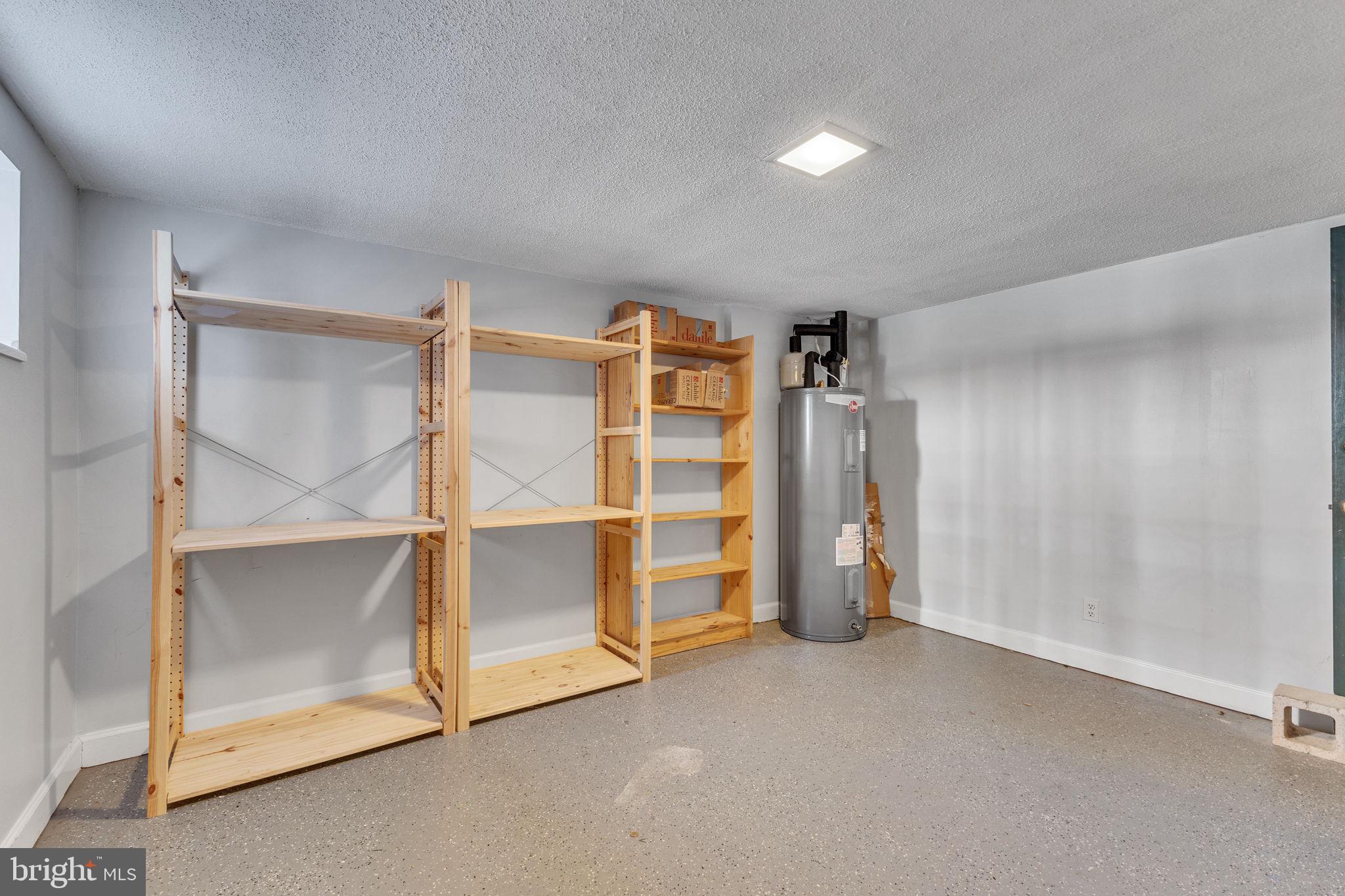 FAIRLINGTON VILLAGES - Residential Lease