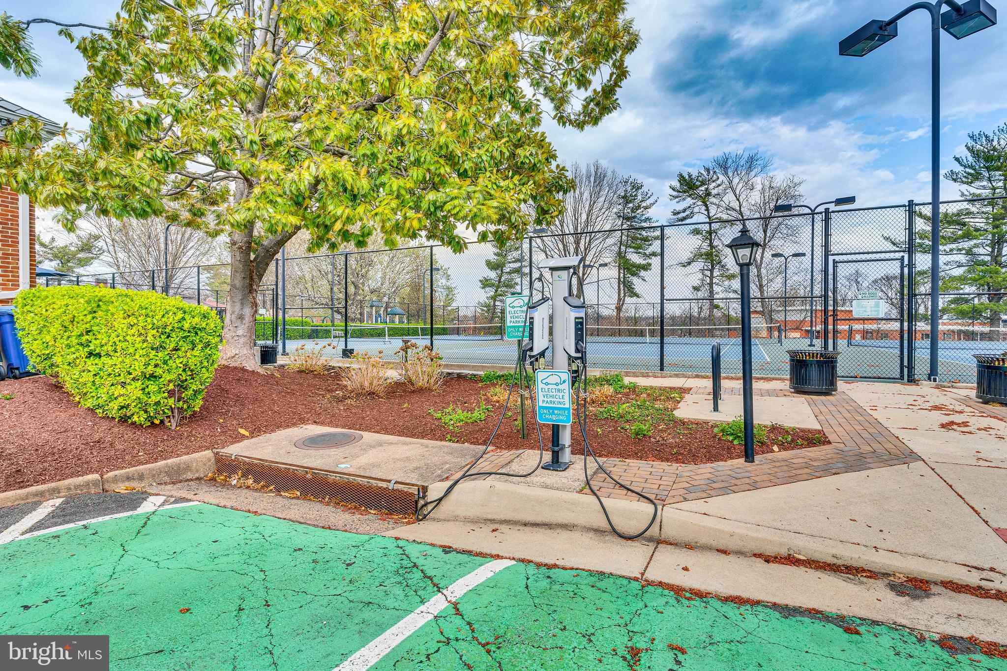 FAIRLINGTON VILLAGES - Residential Lease