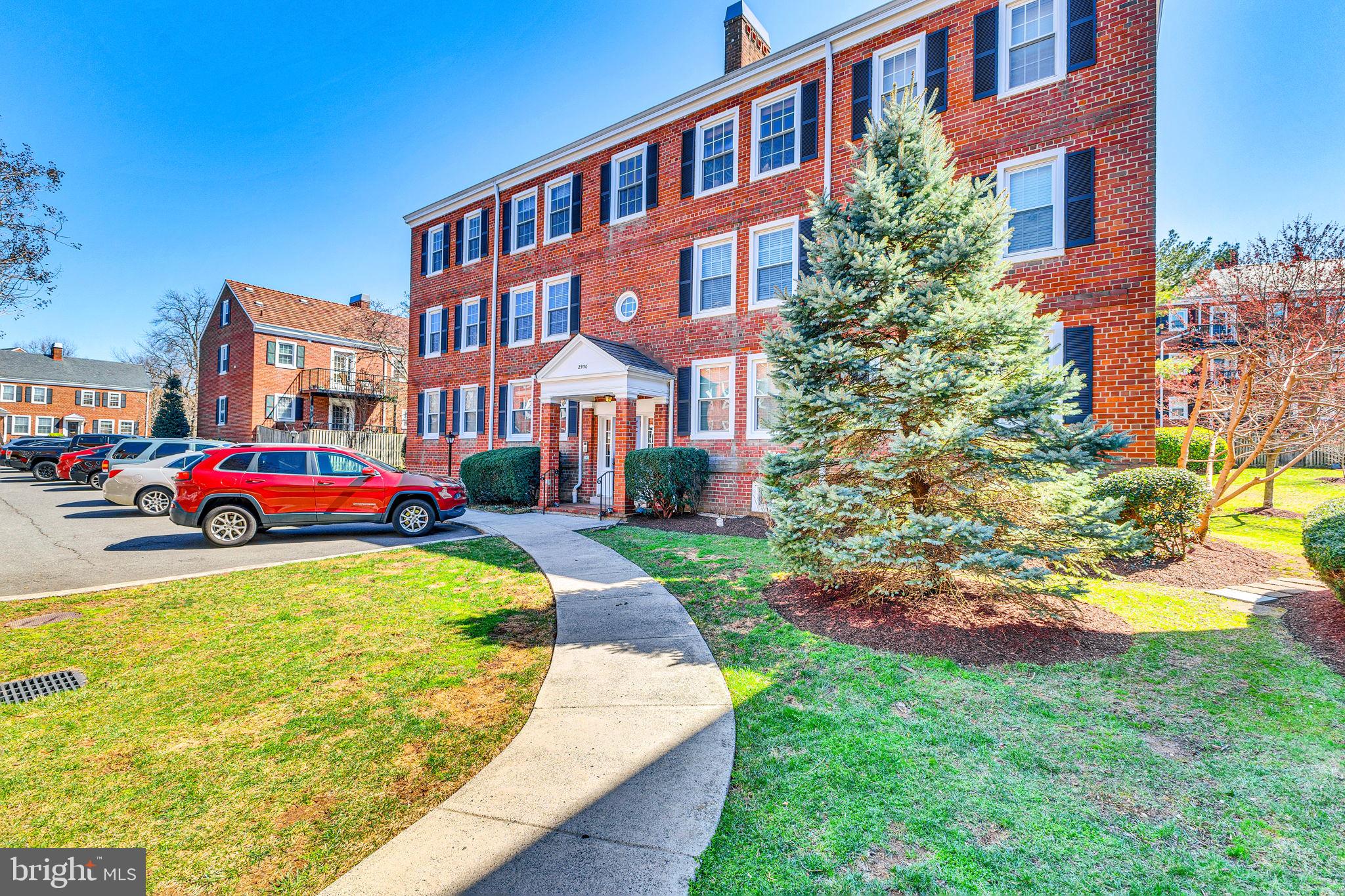 FAIRLINGTON VILLAGES - Residential Lease
