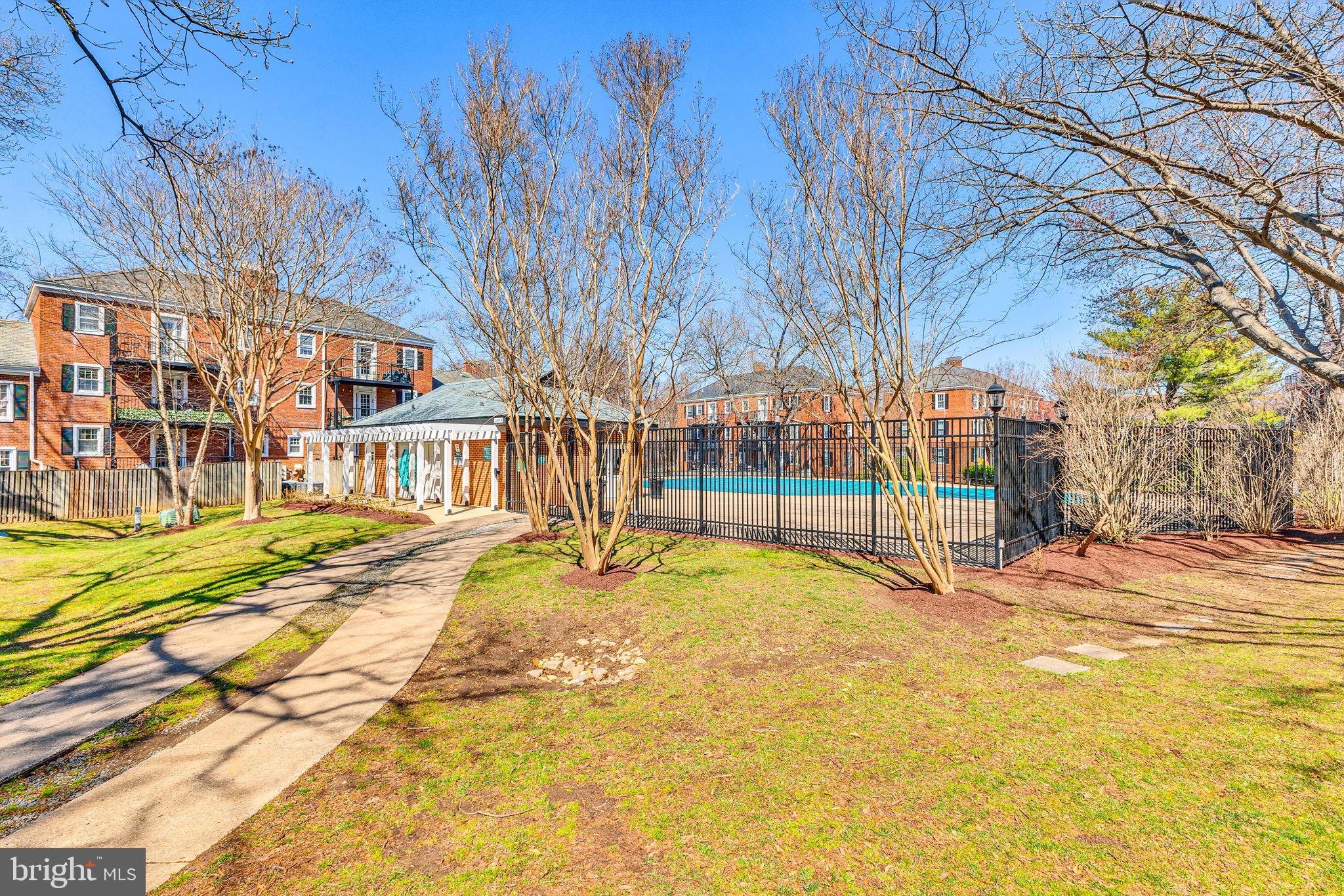 FAIRLINGTON VILLAGES - Residential Lease