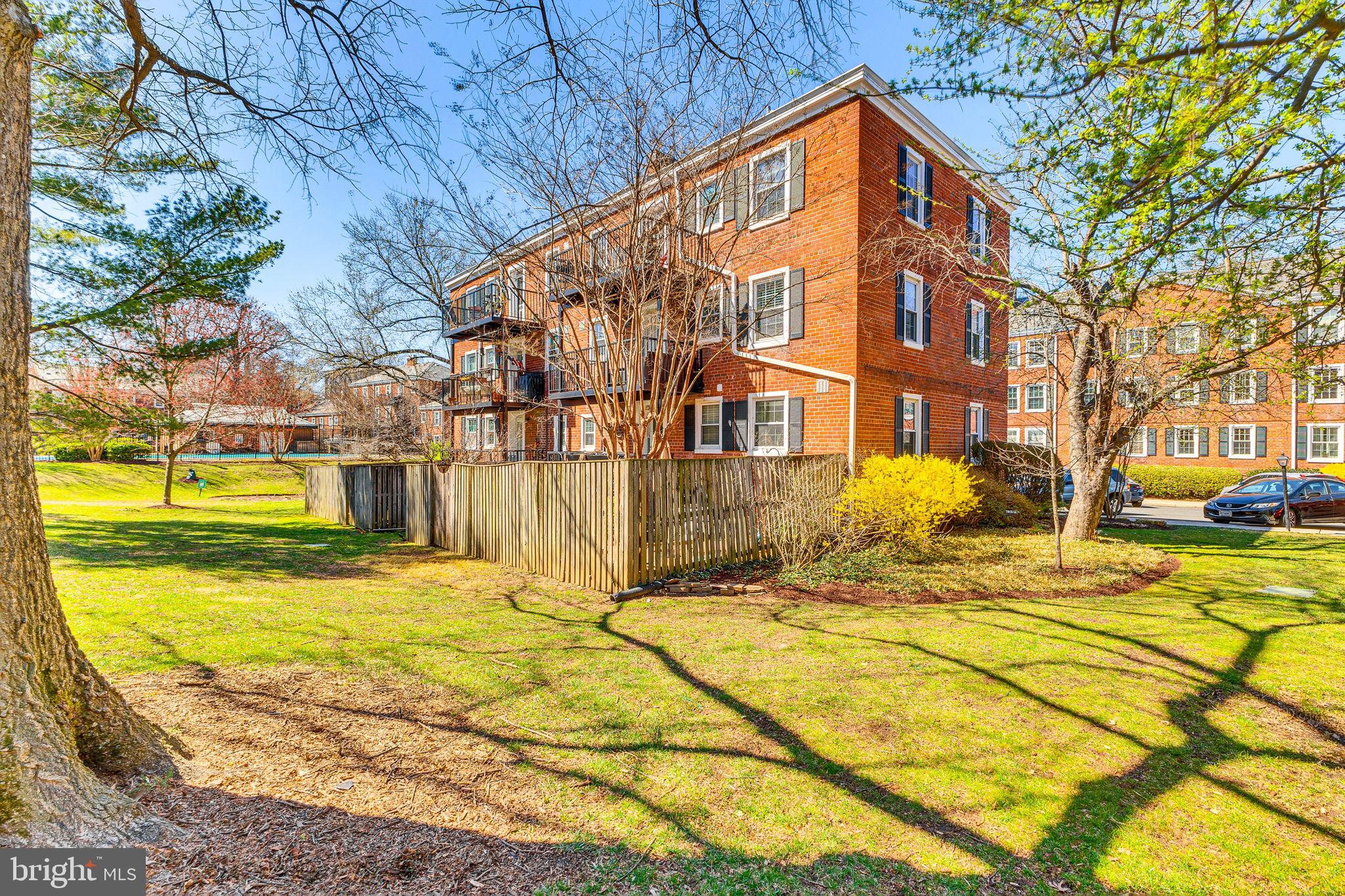 FAIRLINGTON VILLAGES - Residential Lease