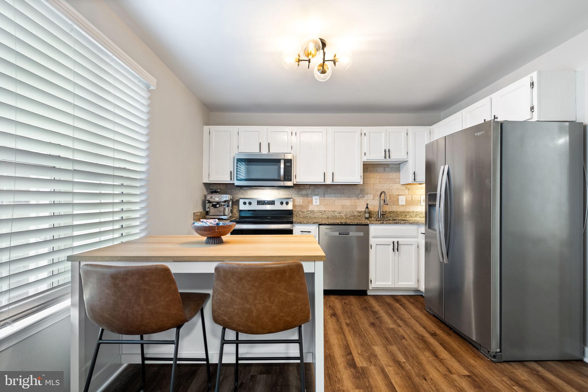 STOCKBRIDGE - Residential