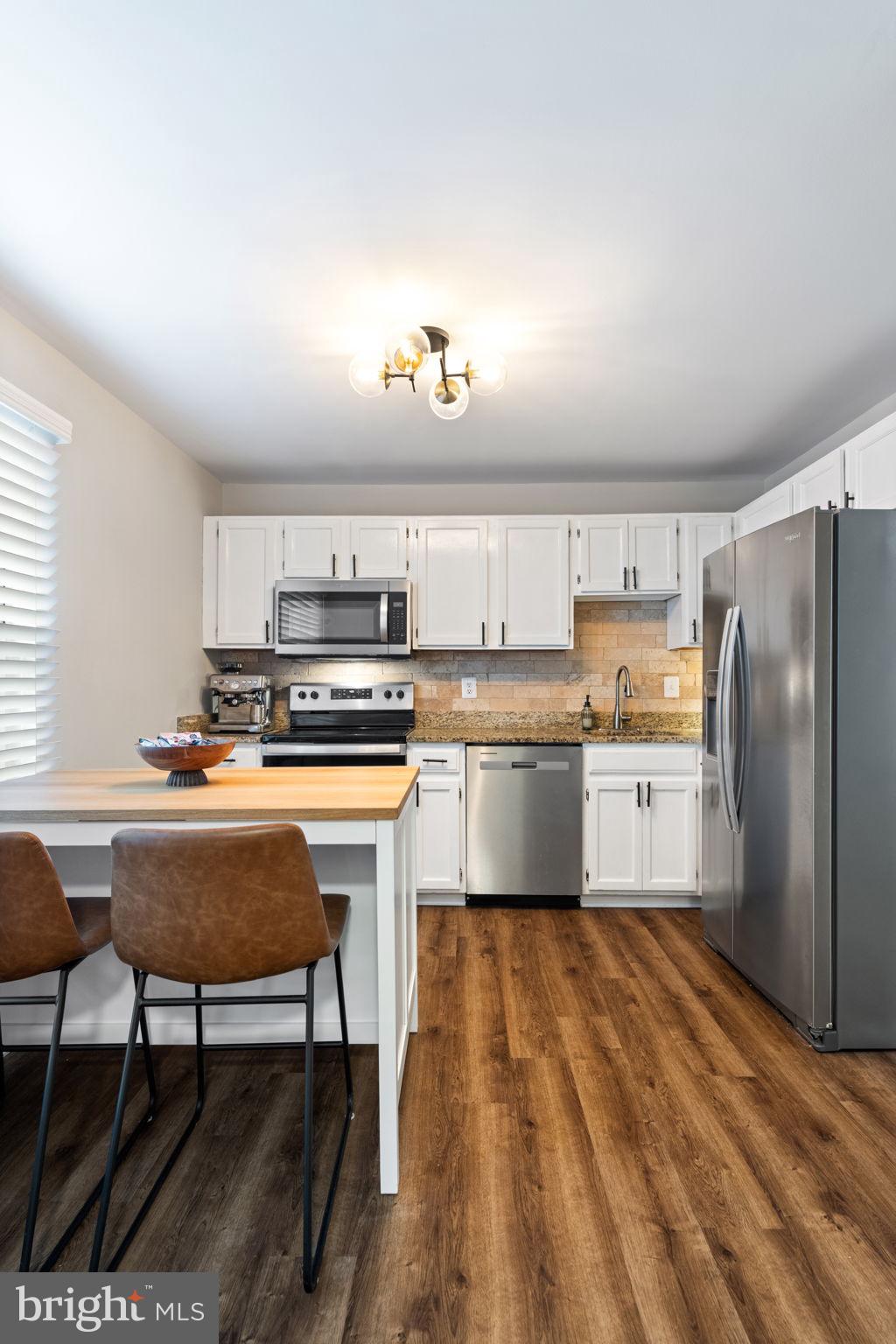 STOCKBRIDGE - Residential