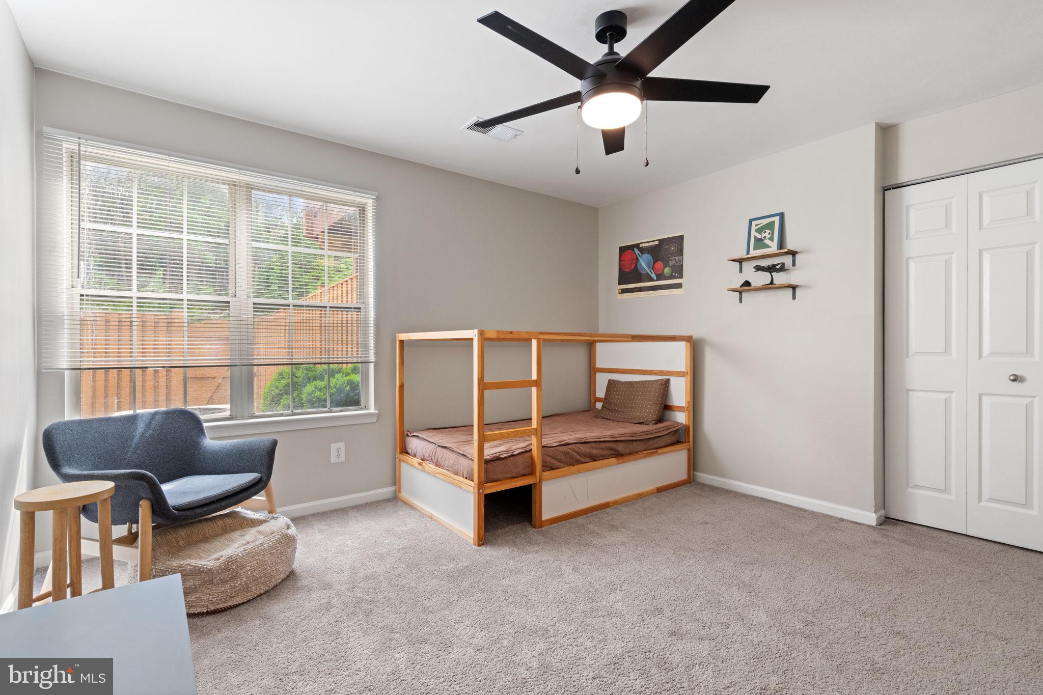 STOCKBRIDGE - Residential