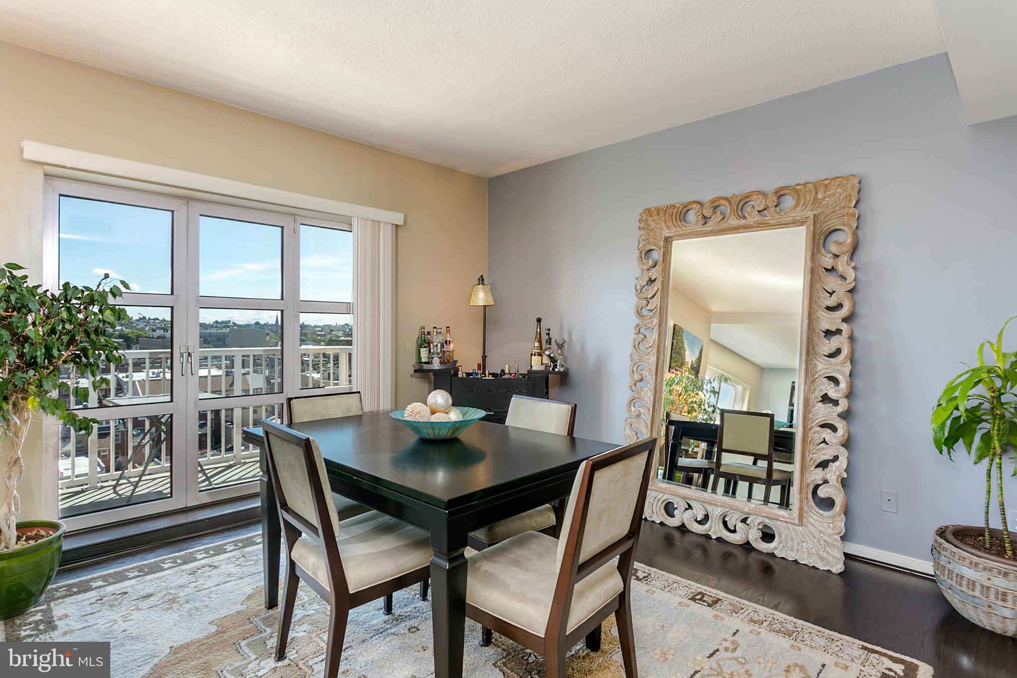 HARBOR EAST - Residential