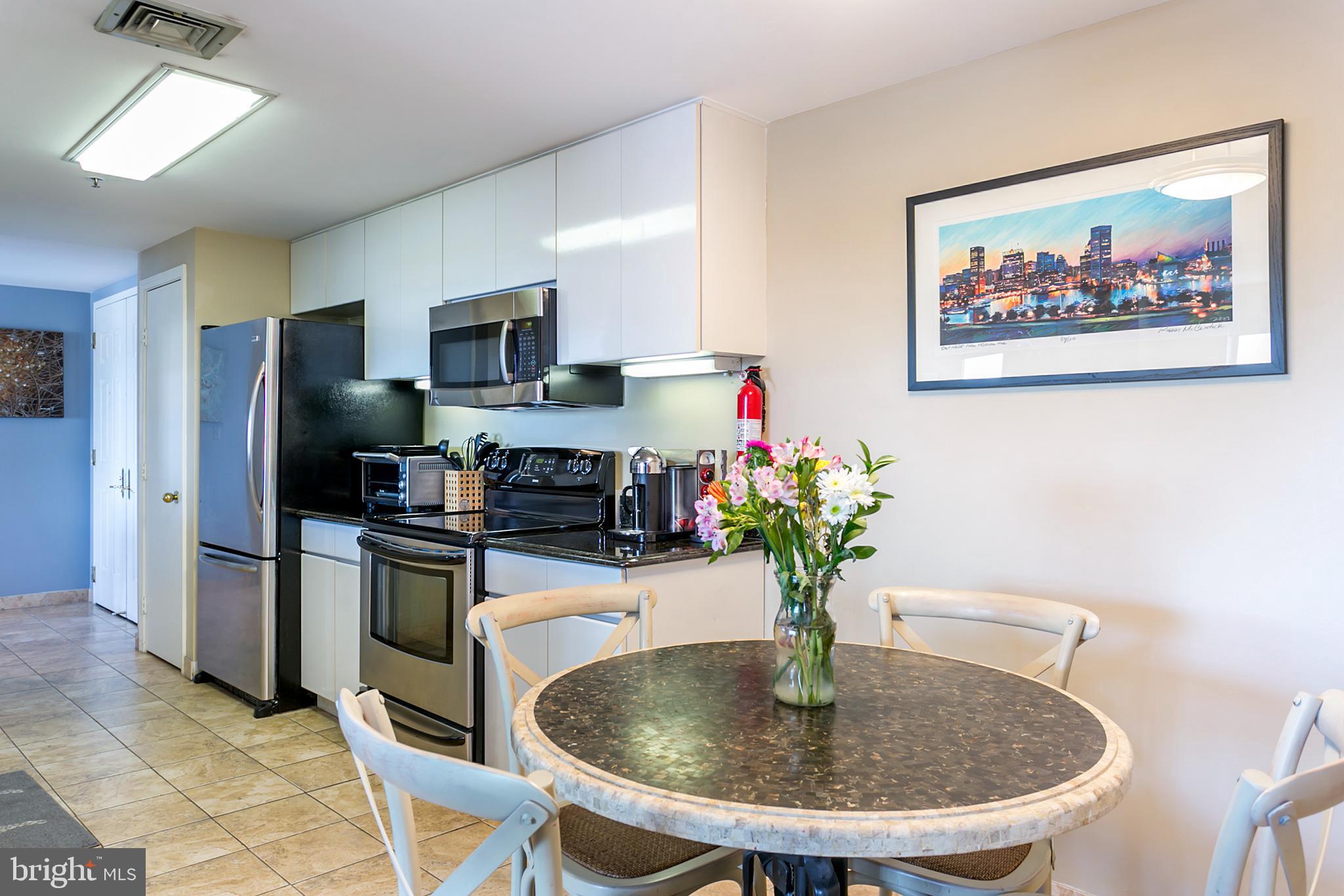 HARBOR EAST - Residential