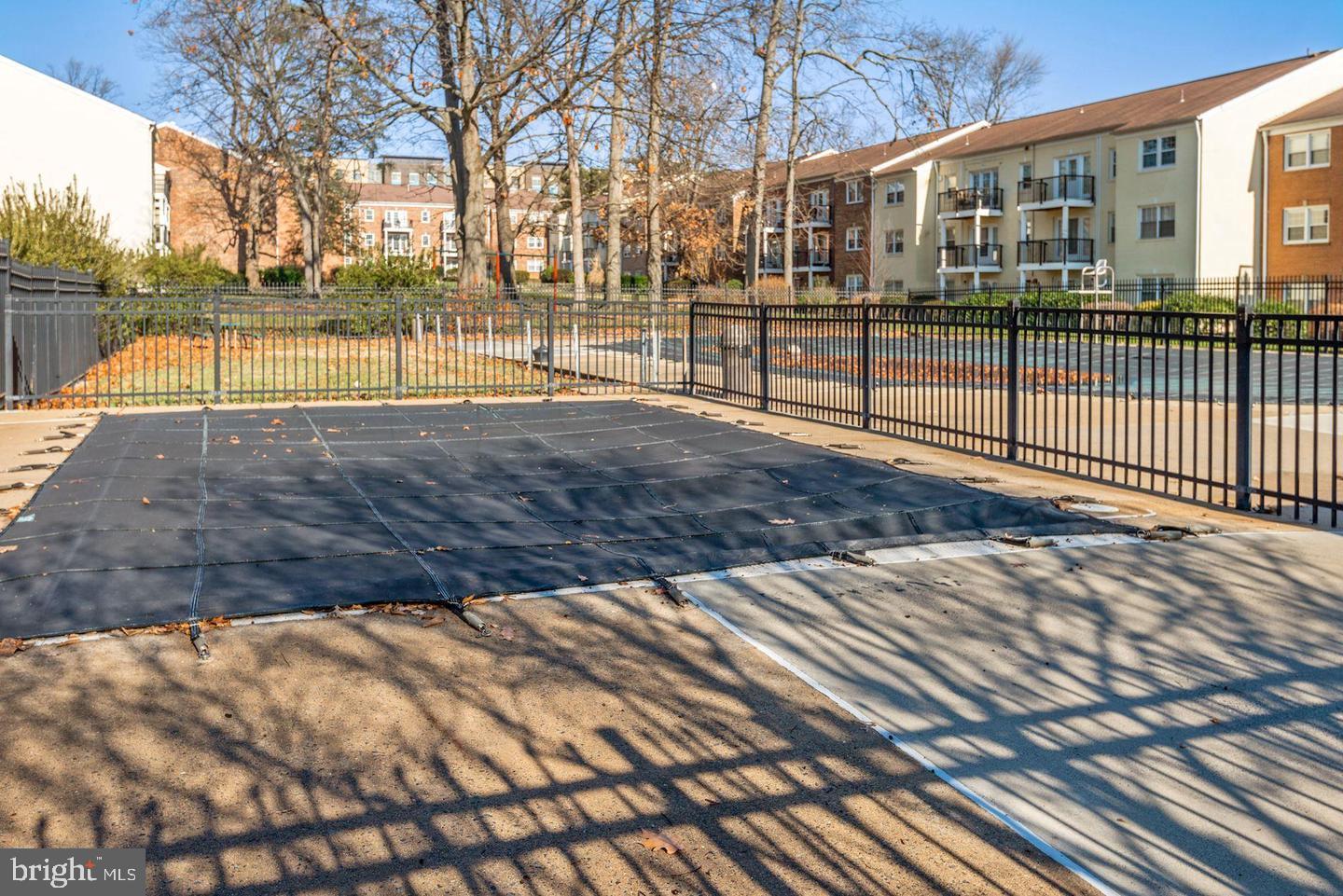 FOXCROFT COLONY CONDOS - Residential