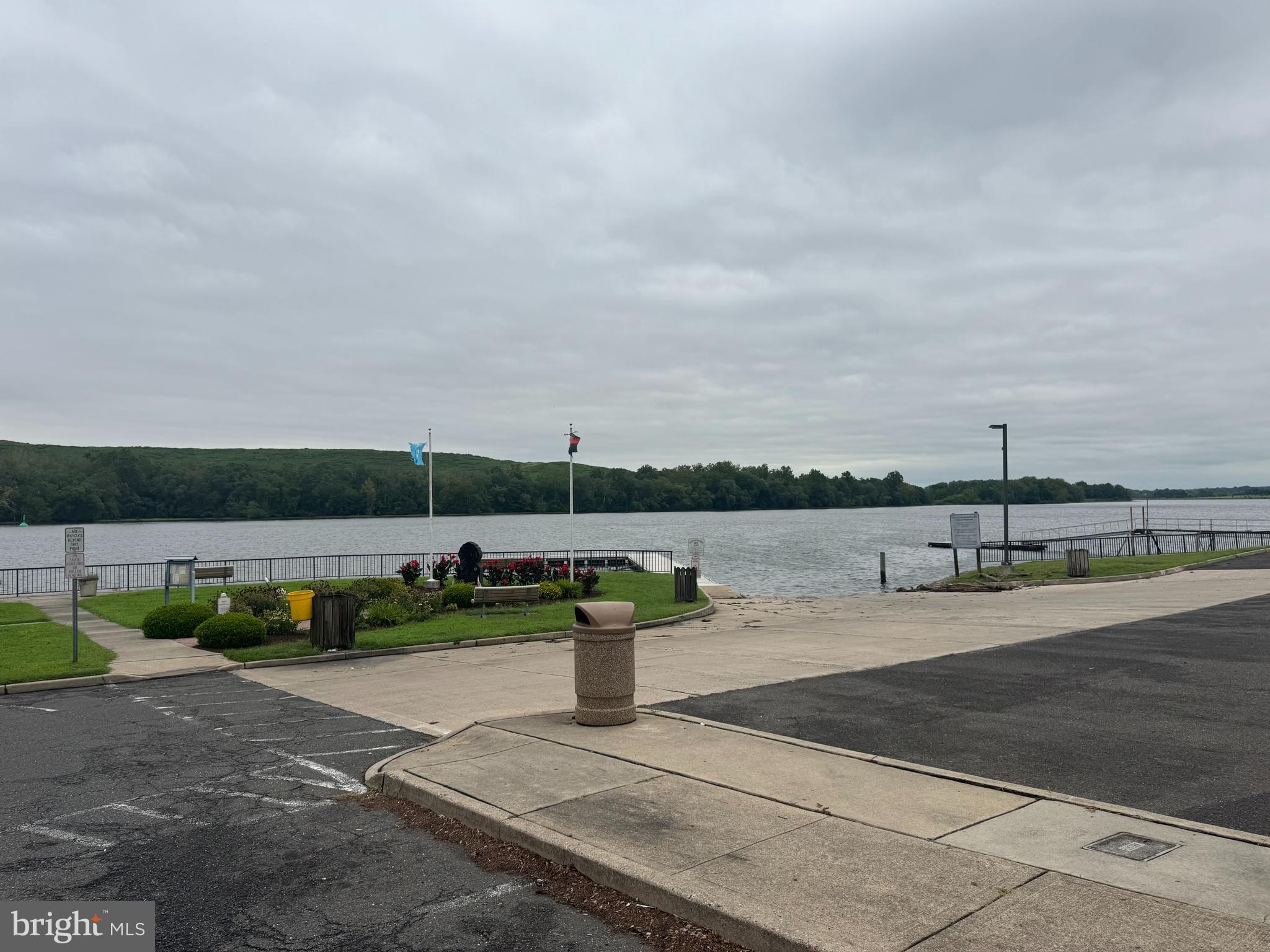 FLORENCE HEIGHTS - Residential Lease