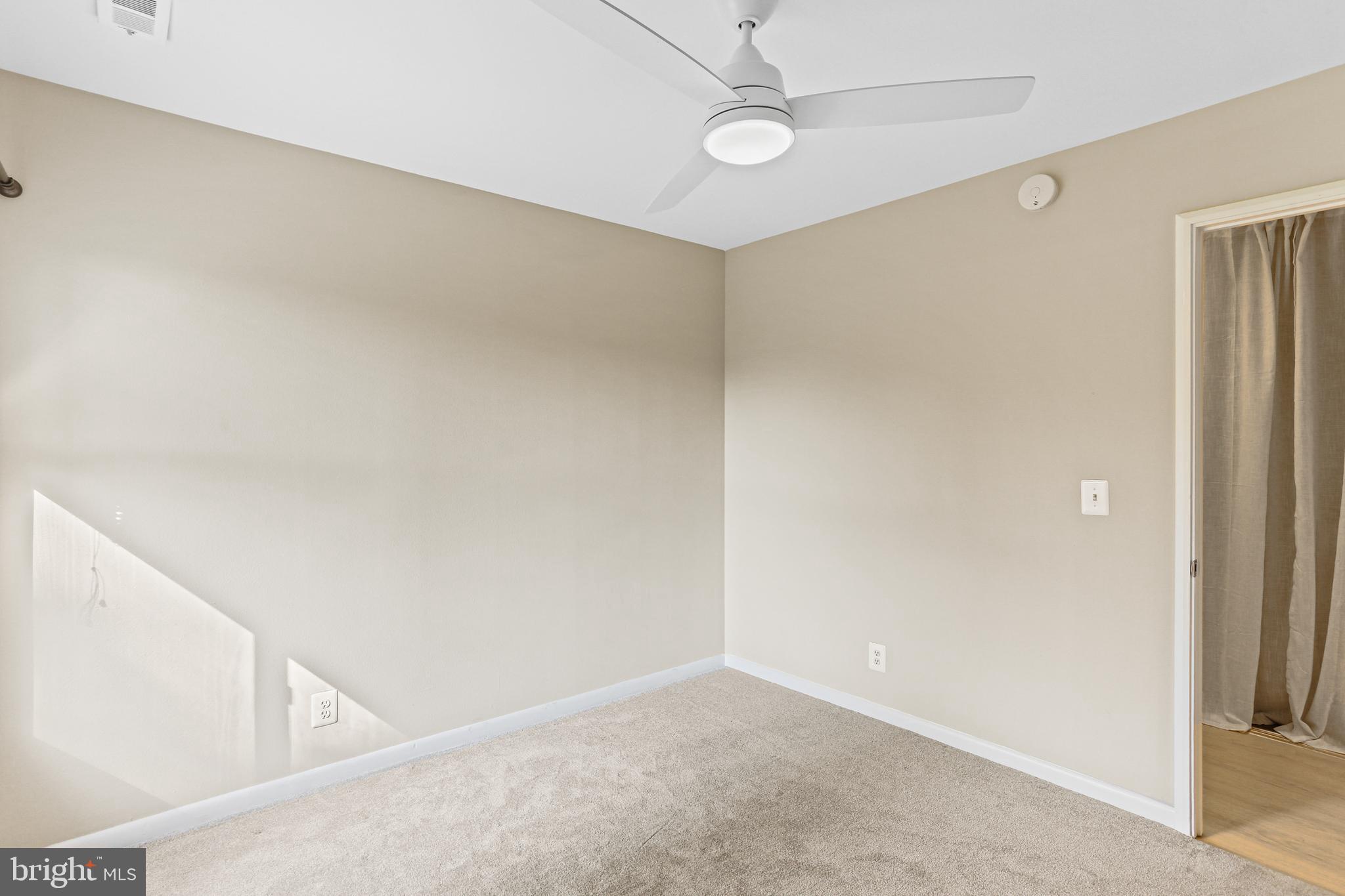 LEISURE WORLD - Residential