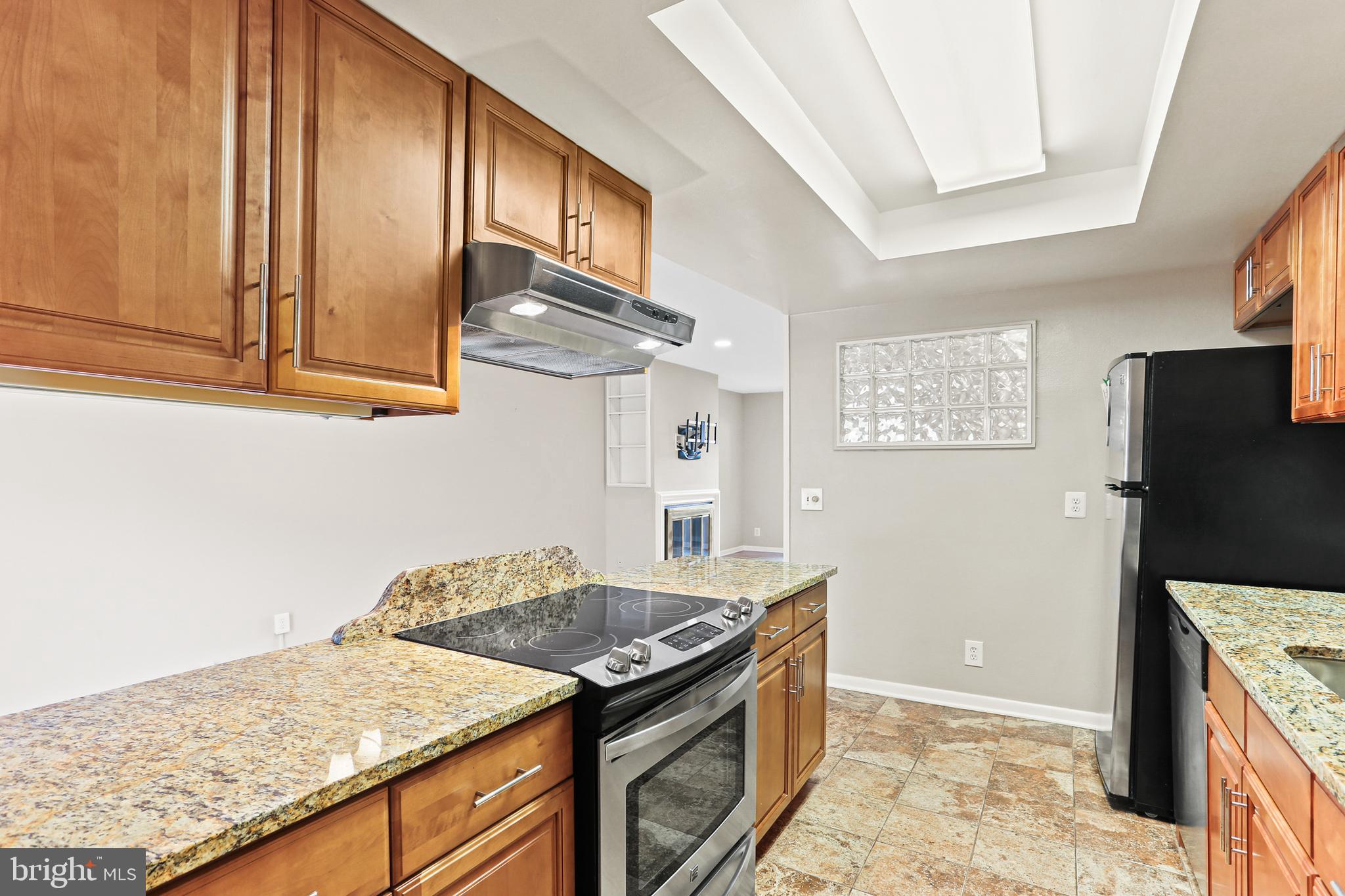 LEISURE WORLD - Residential