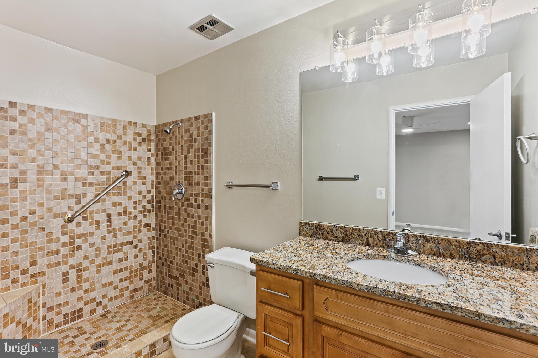 LEISURE WORLD - Residential