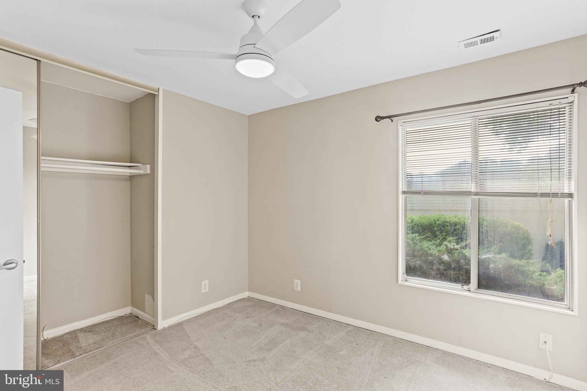 LEISURE WORLD - Residential