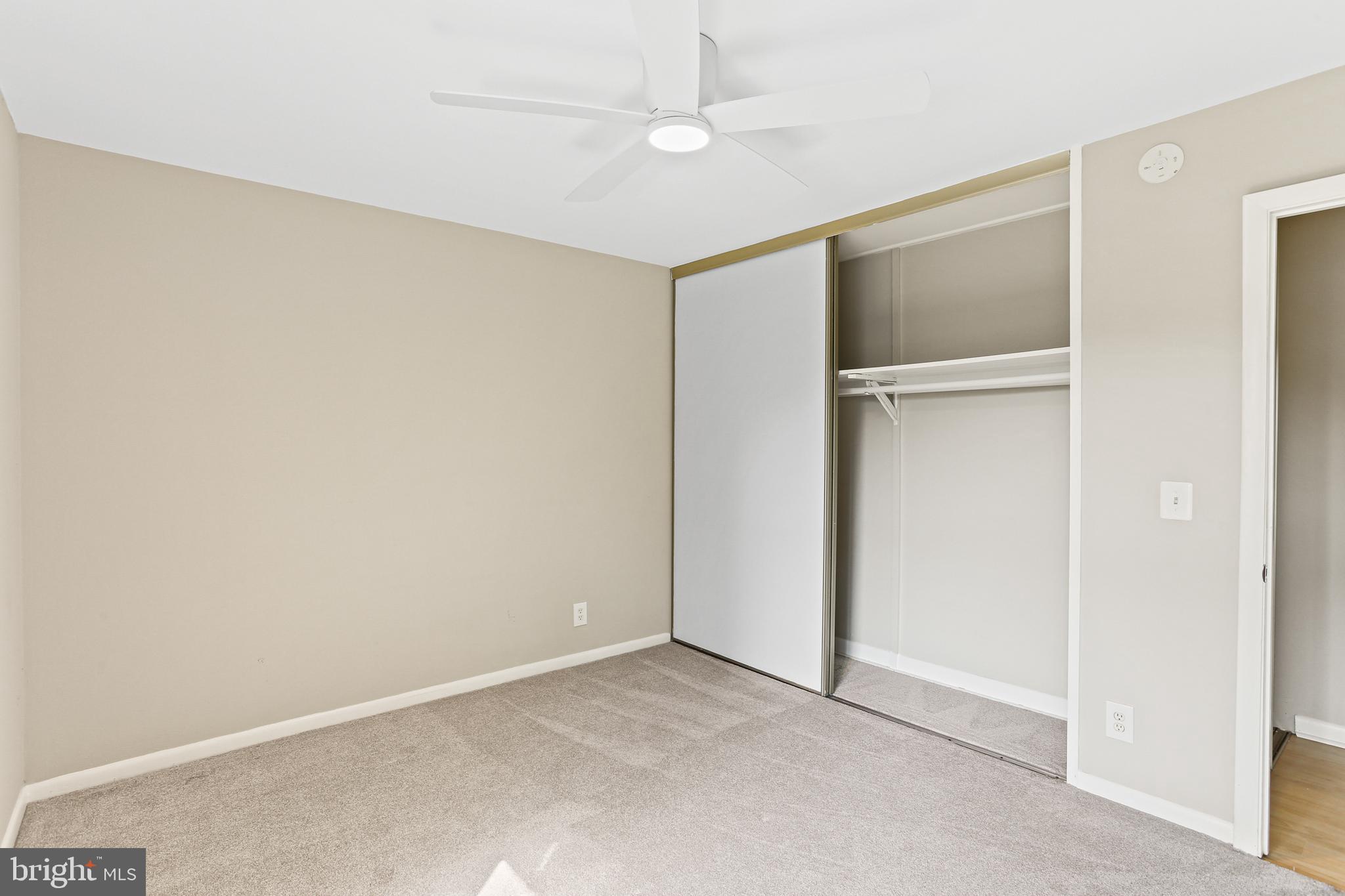 LEISURE WORLD - Residential