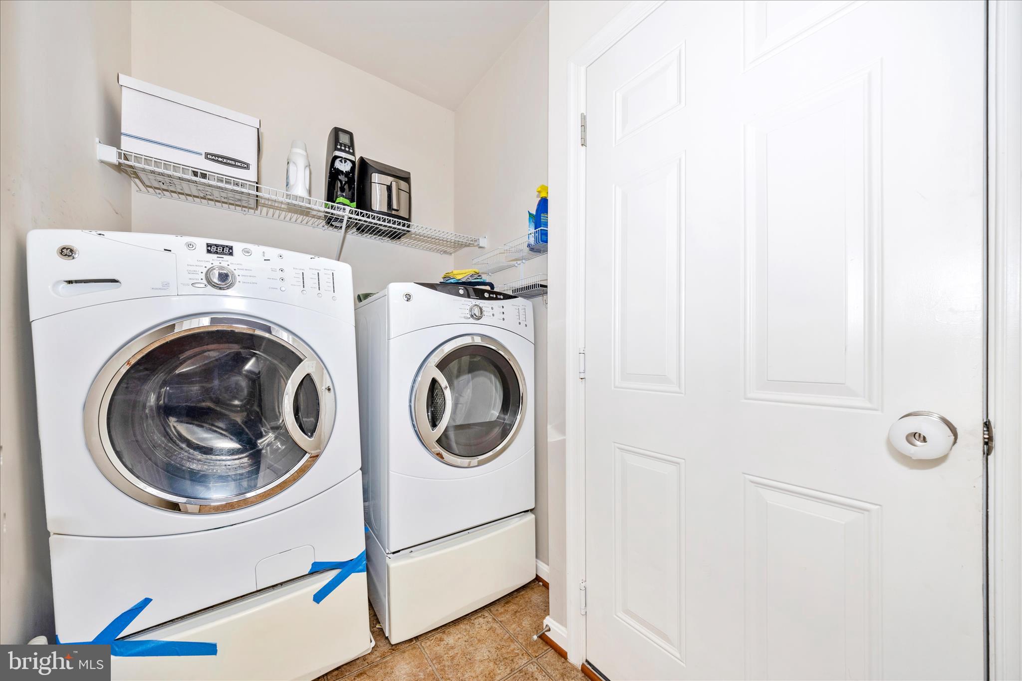 BRINKLEY MANOR - Residential