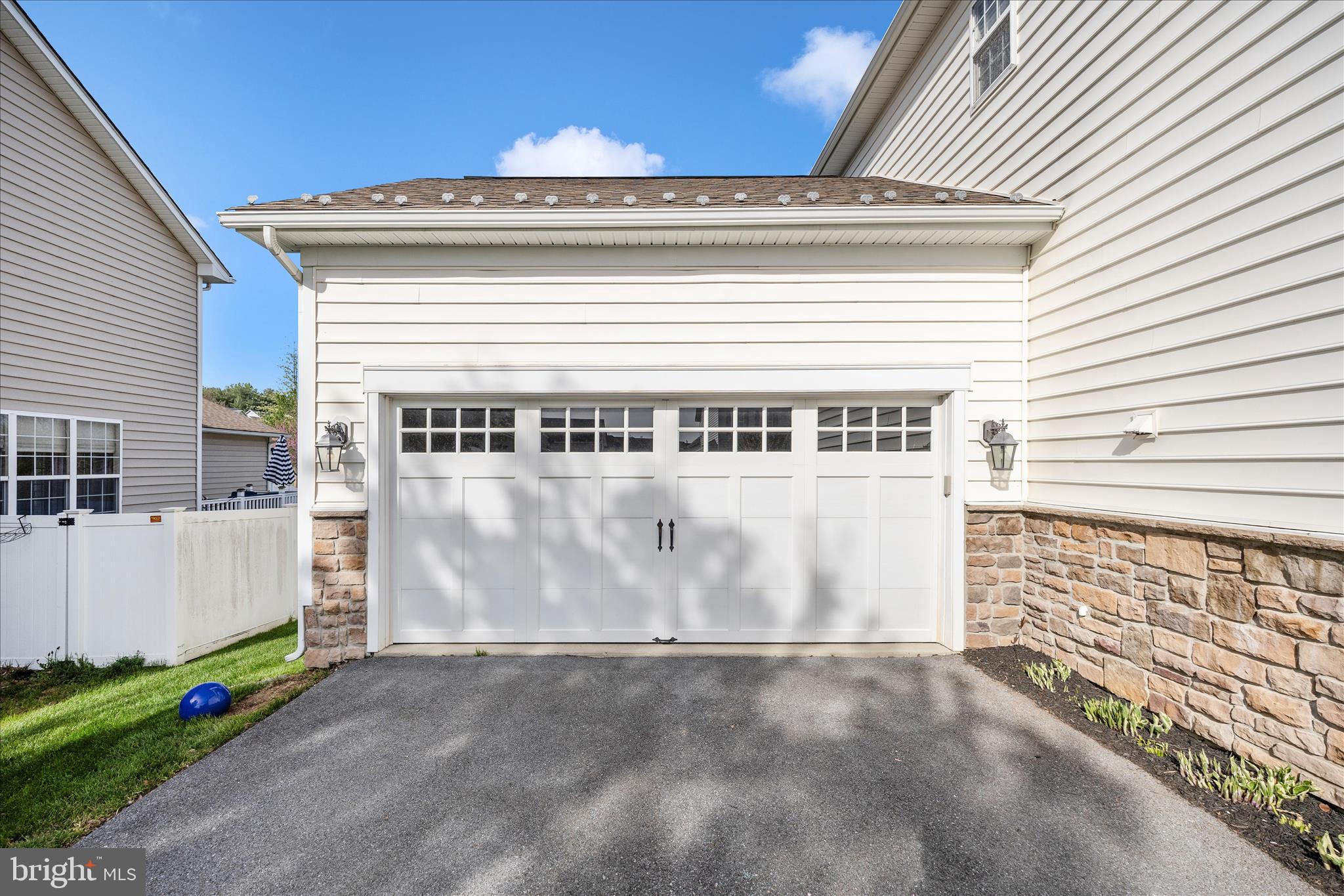 BRINKLEY MANOR - Residential