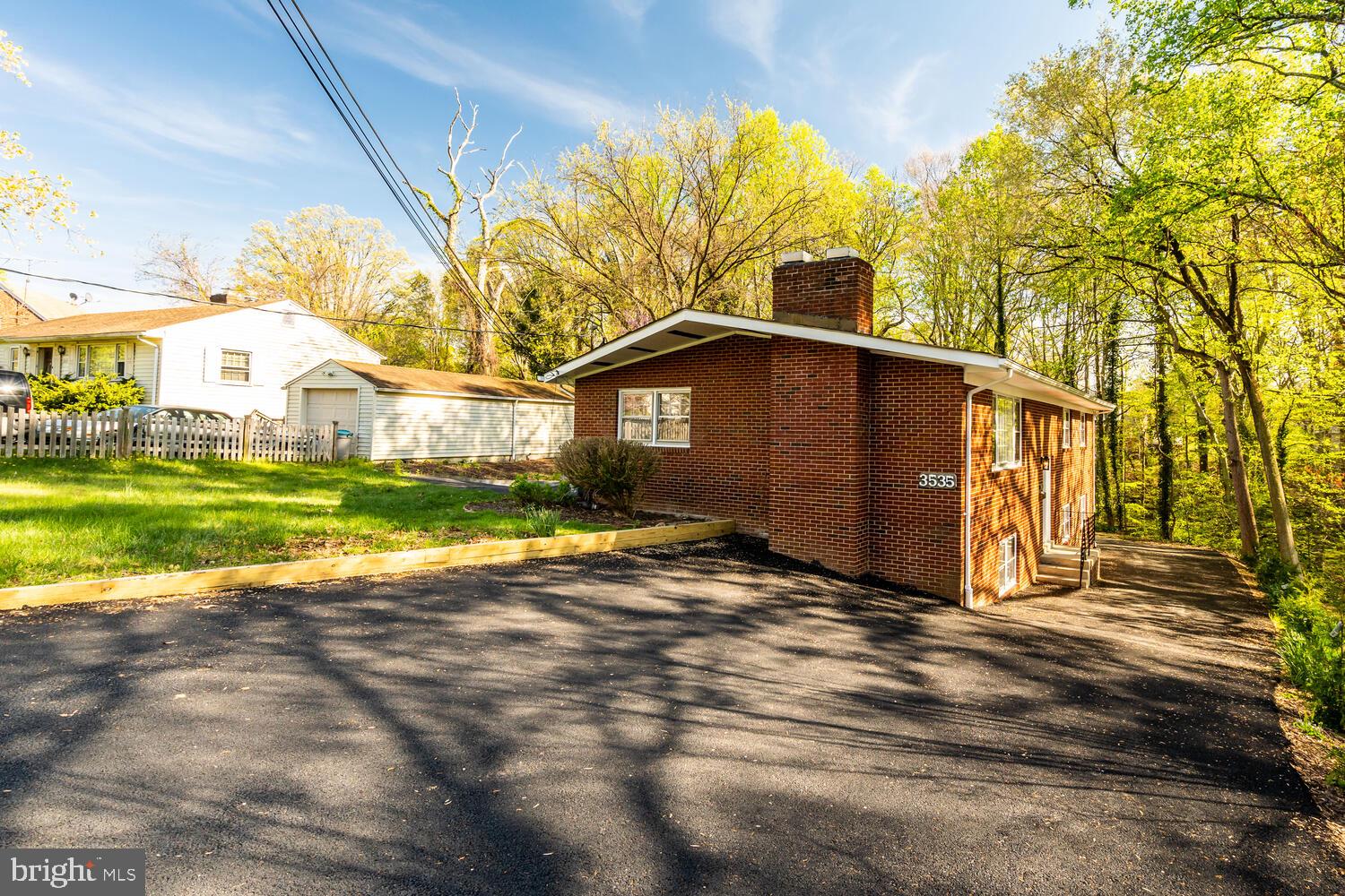 3535 MEMORIAL STREET