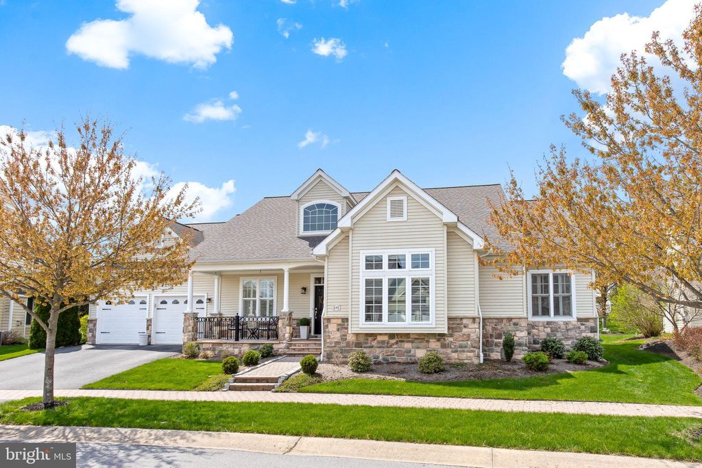 Photo of 641 Dorset Street, LITITZ, PA 17543 (MLS # PALA2068362)