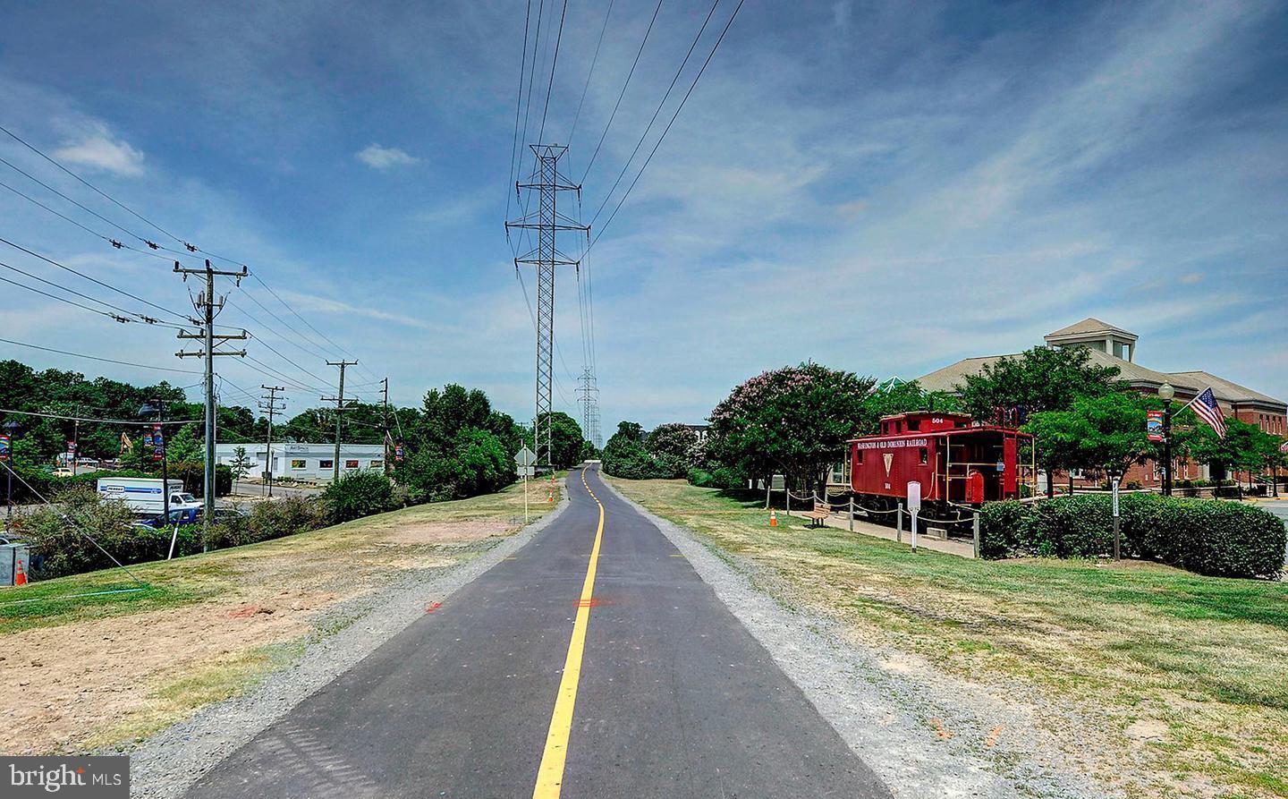 FORTNIGHTLY SQUARE - Residential