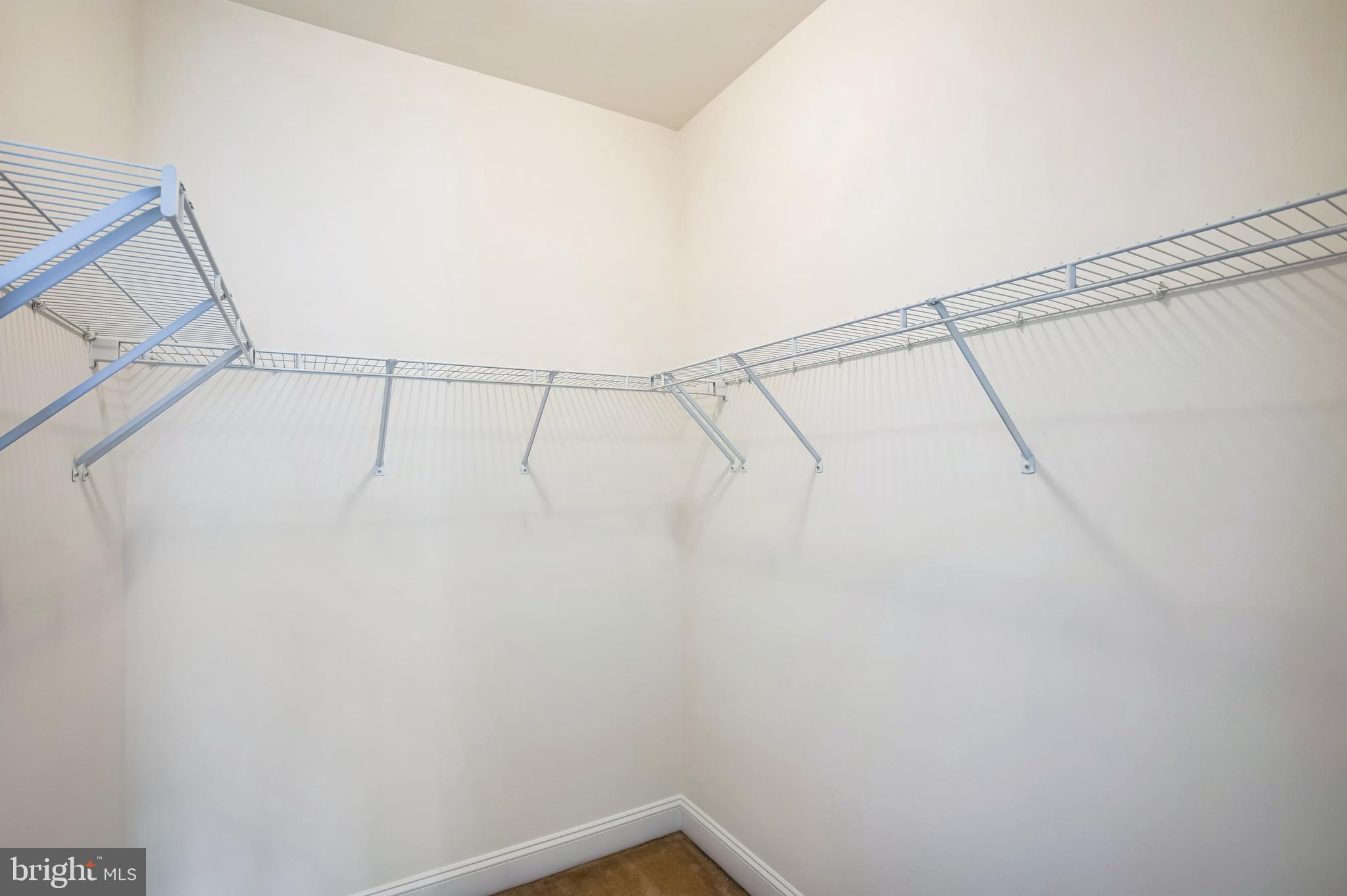 FORTNIGHTLY SQUARE - Residential