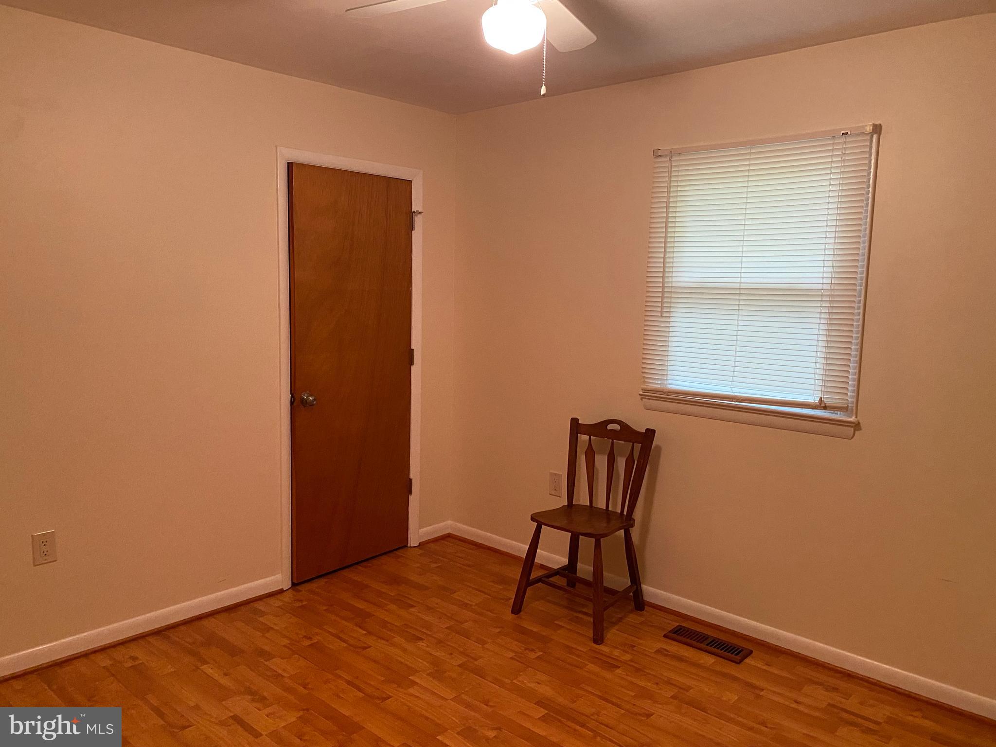 LYNNBROOK - Residential Lease