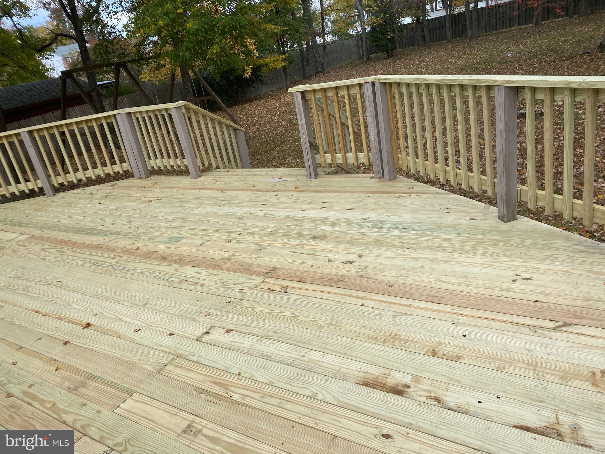 LYNNBROOK - Residential Lease