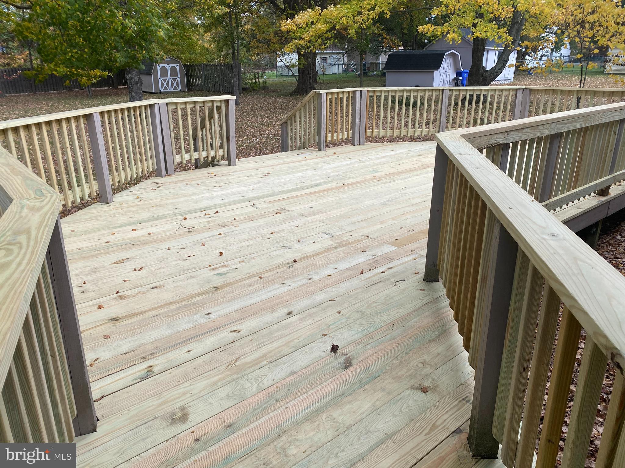 LYNNBROOK - Residential Lease