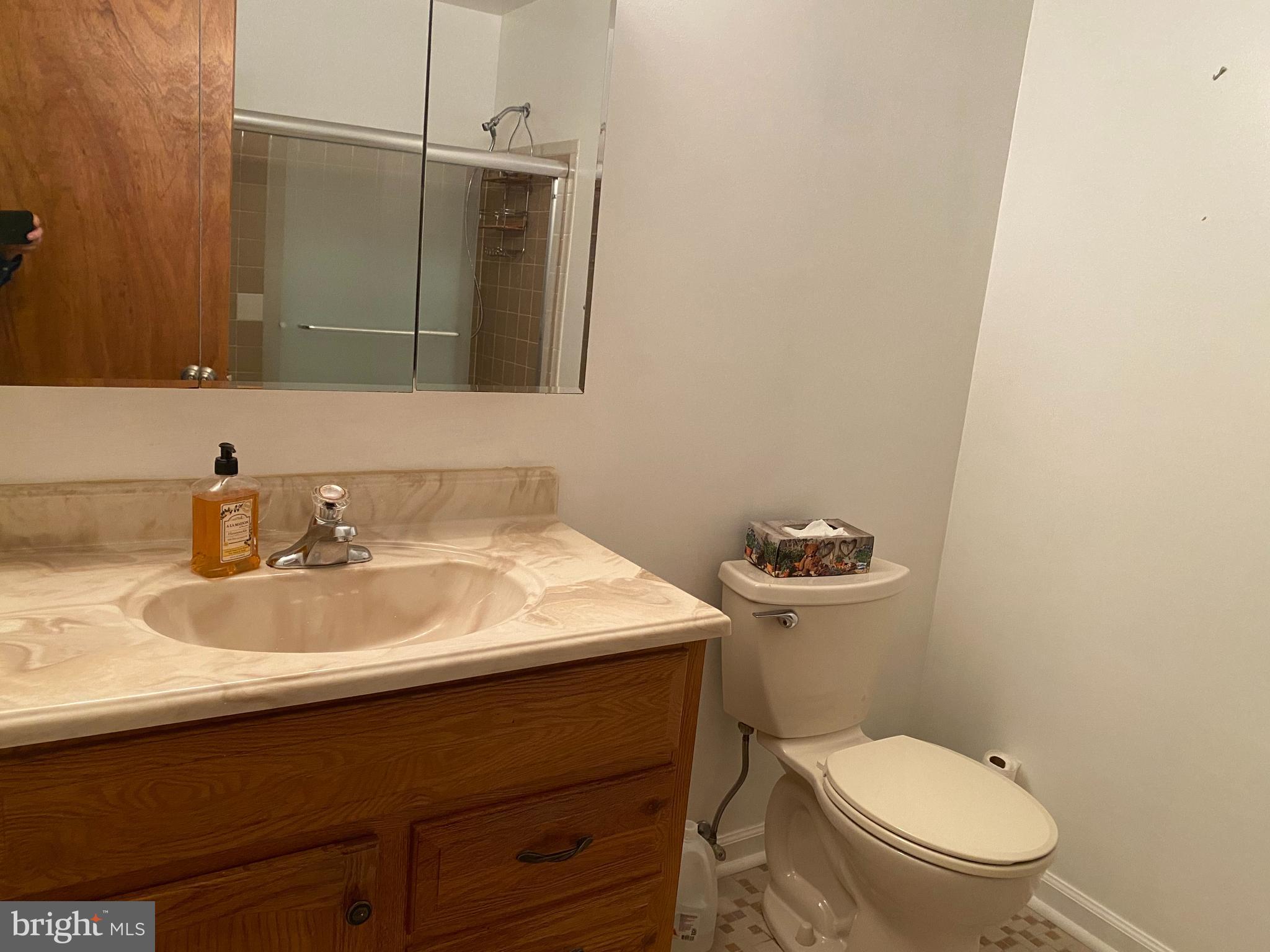 LYNNBROOK - Residential Lease