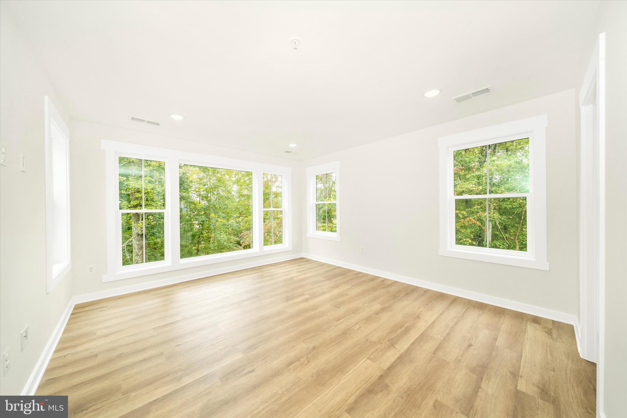 NORTH BEACH PARK - Residential