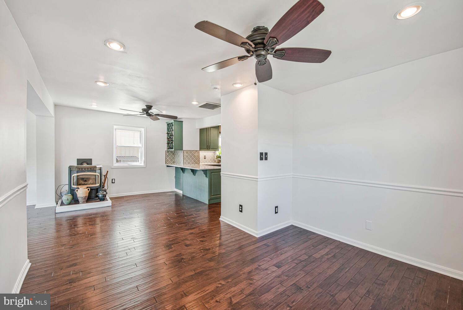 333 STURTONS LANE