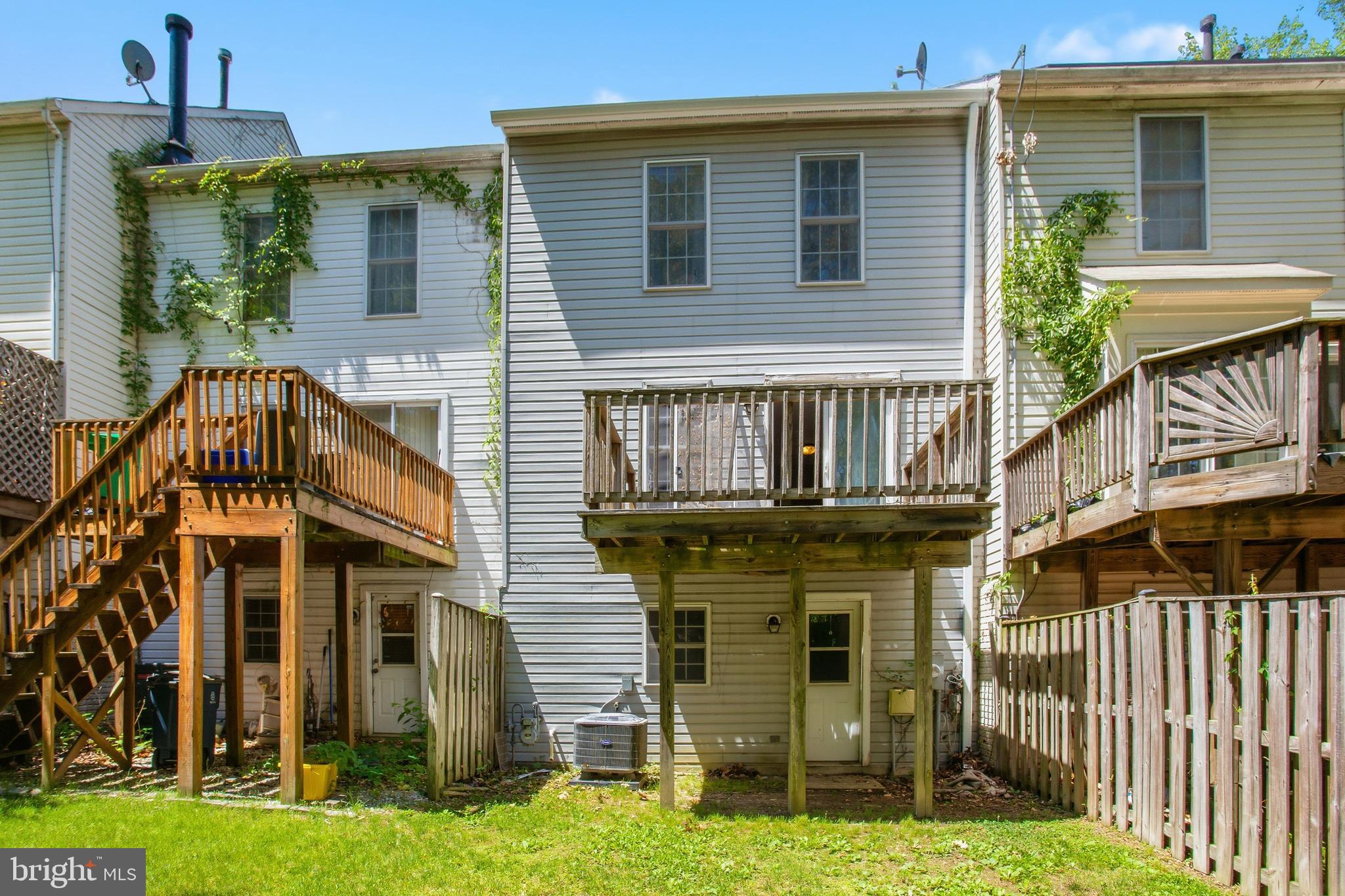 SUMMIT CREEK - Residential