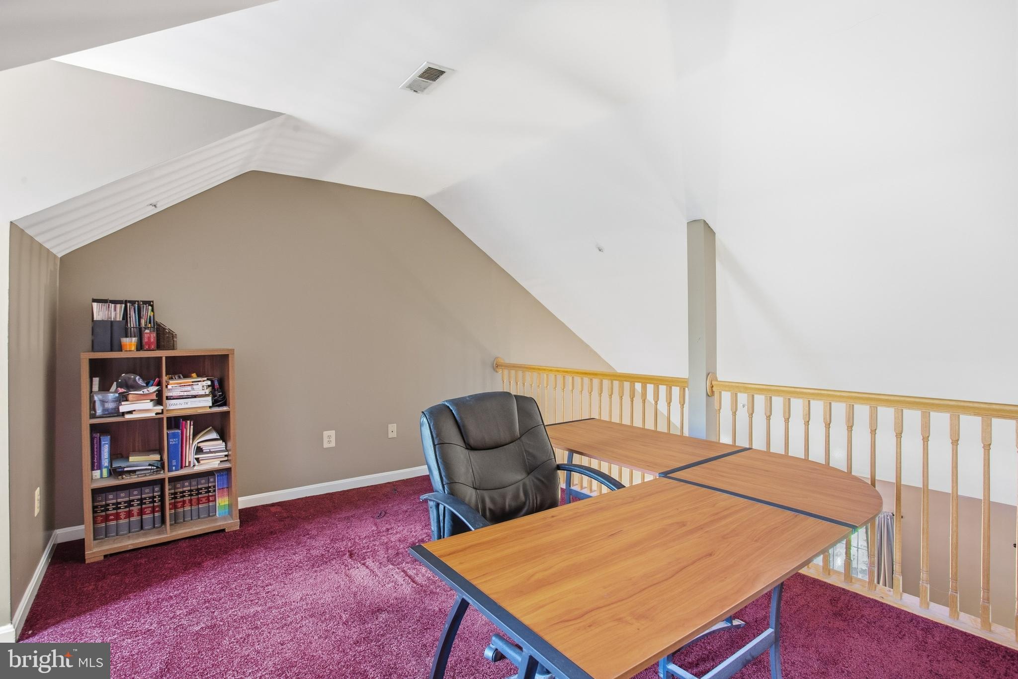 SUMMIT CREEK - Residential