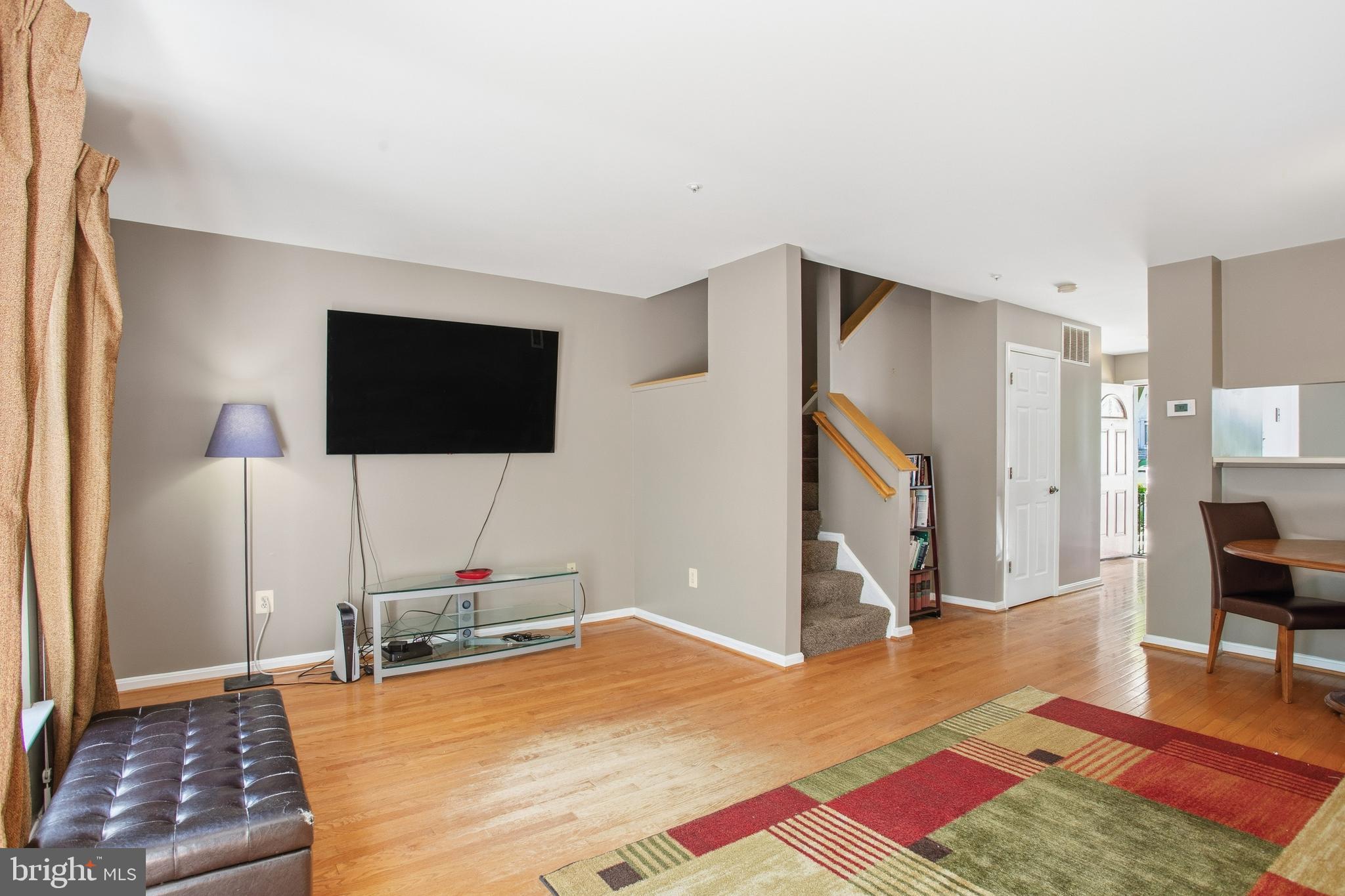 SUMMIT CREEK - Residential