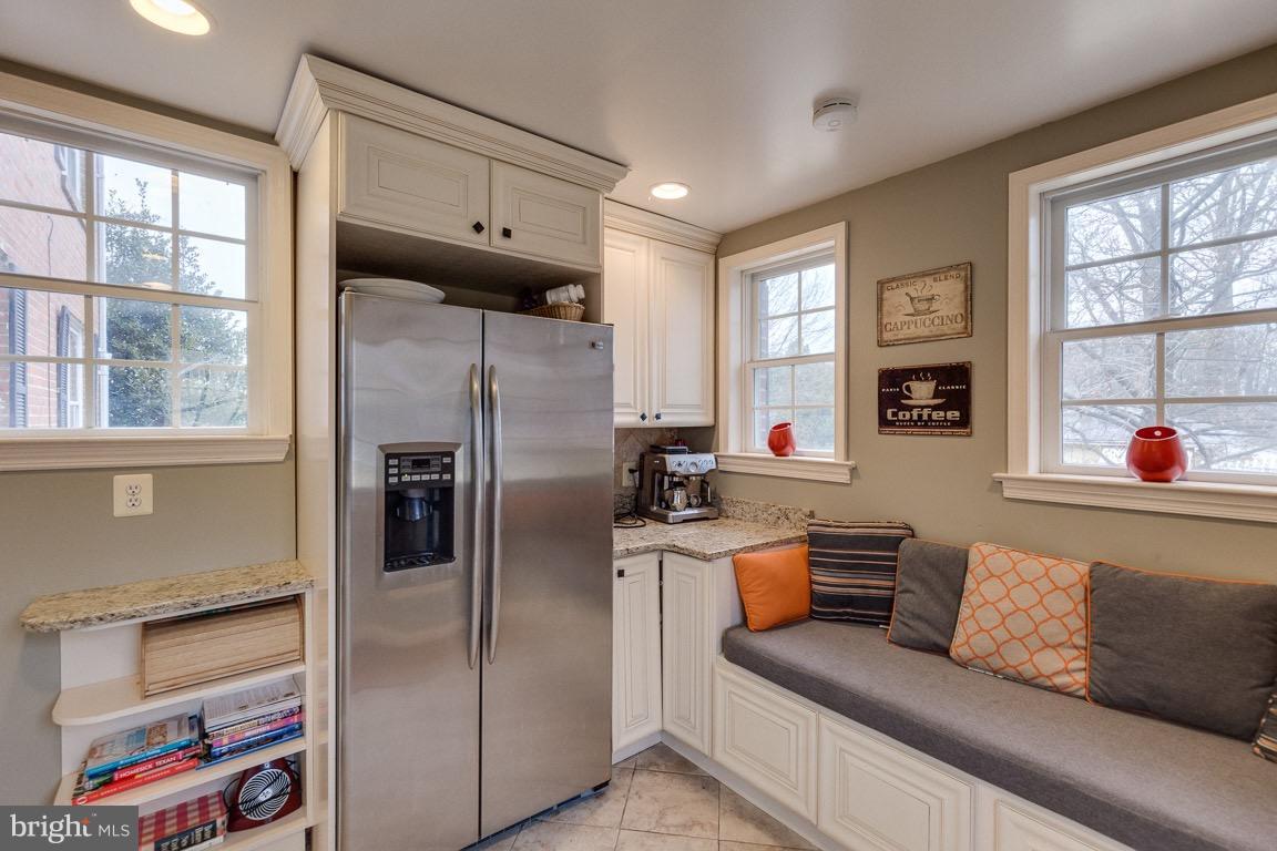 BETHESDA OUTSIDE - Residential