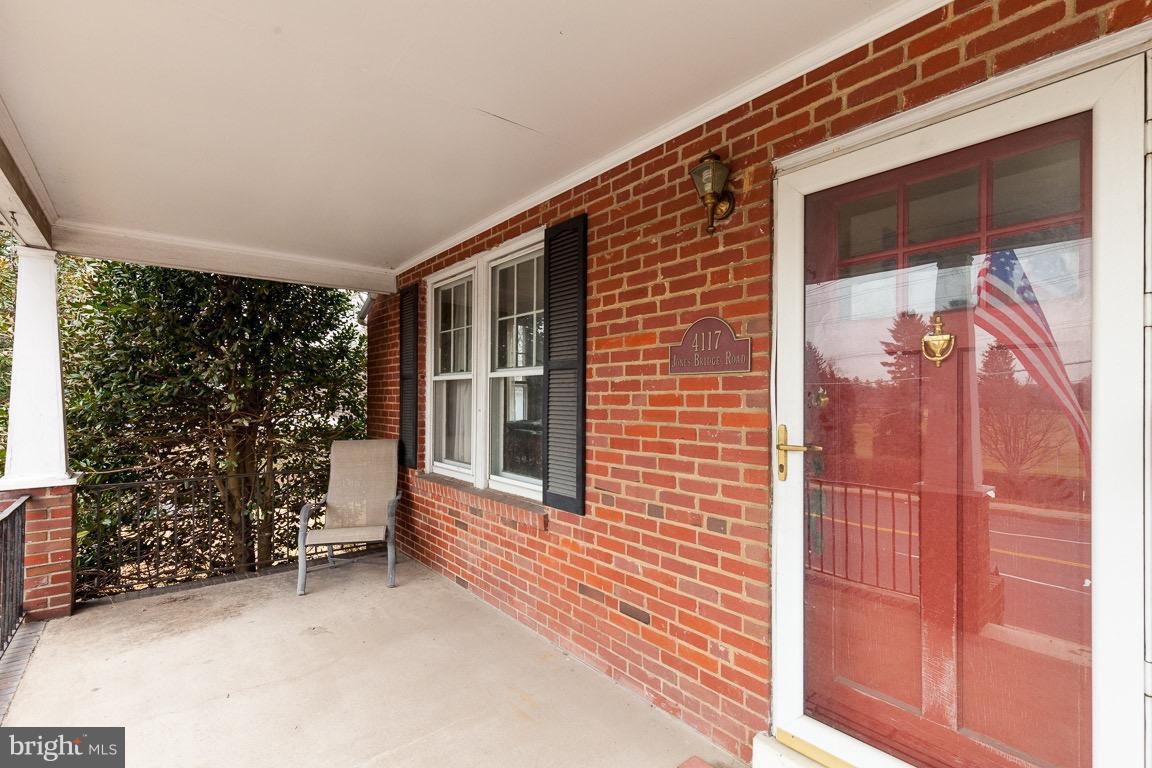 BETHESDA OUTSIDE - Residential